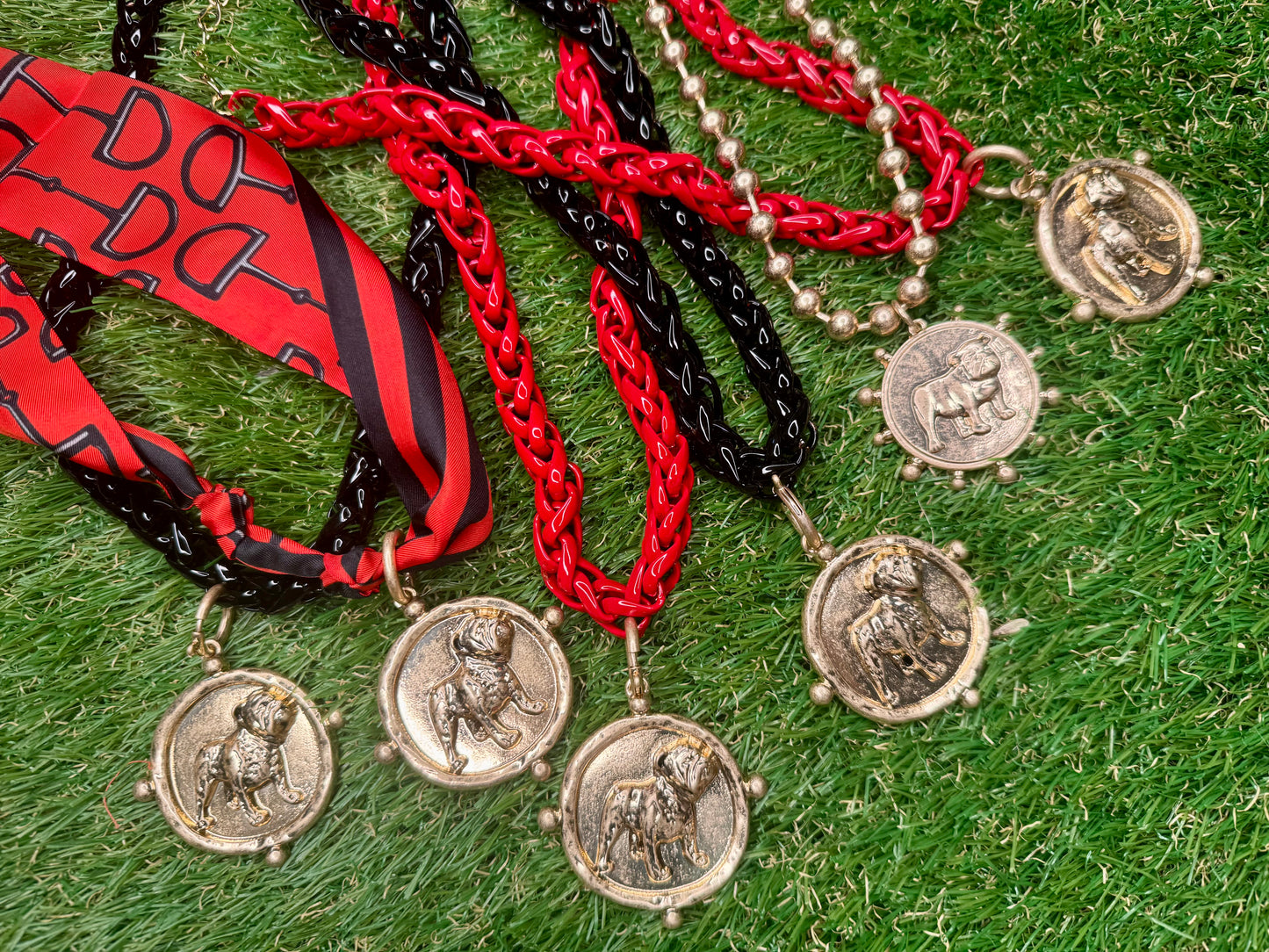 Black or red chain necklace with dog medallion