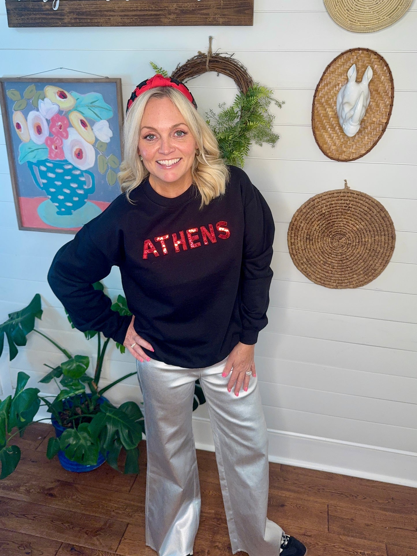 Black sweatshirt sequin Athens marked down!