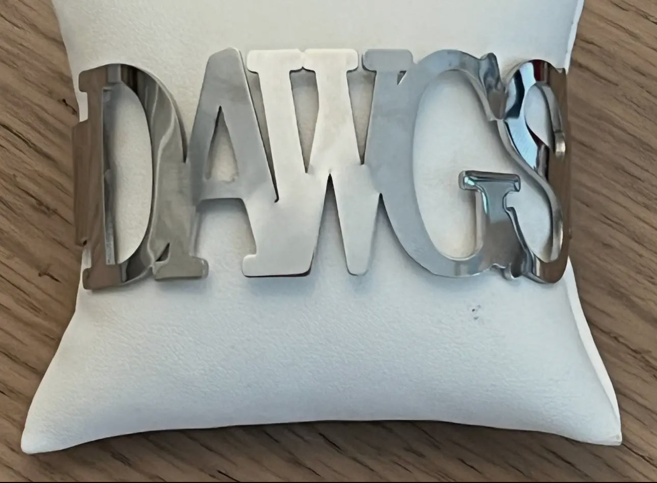 Gold or silver bulldog cuffs