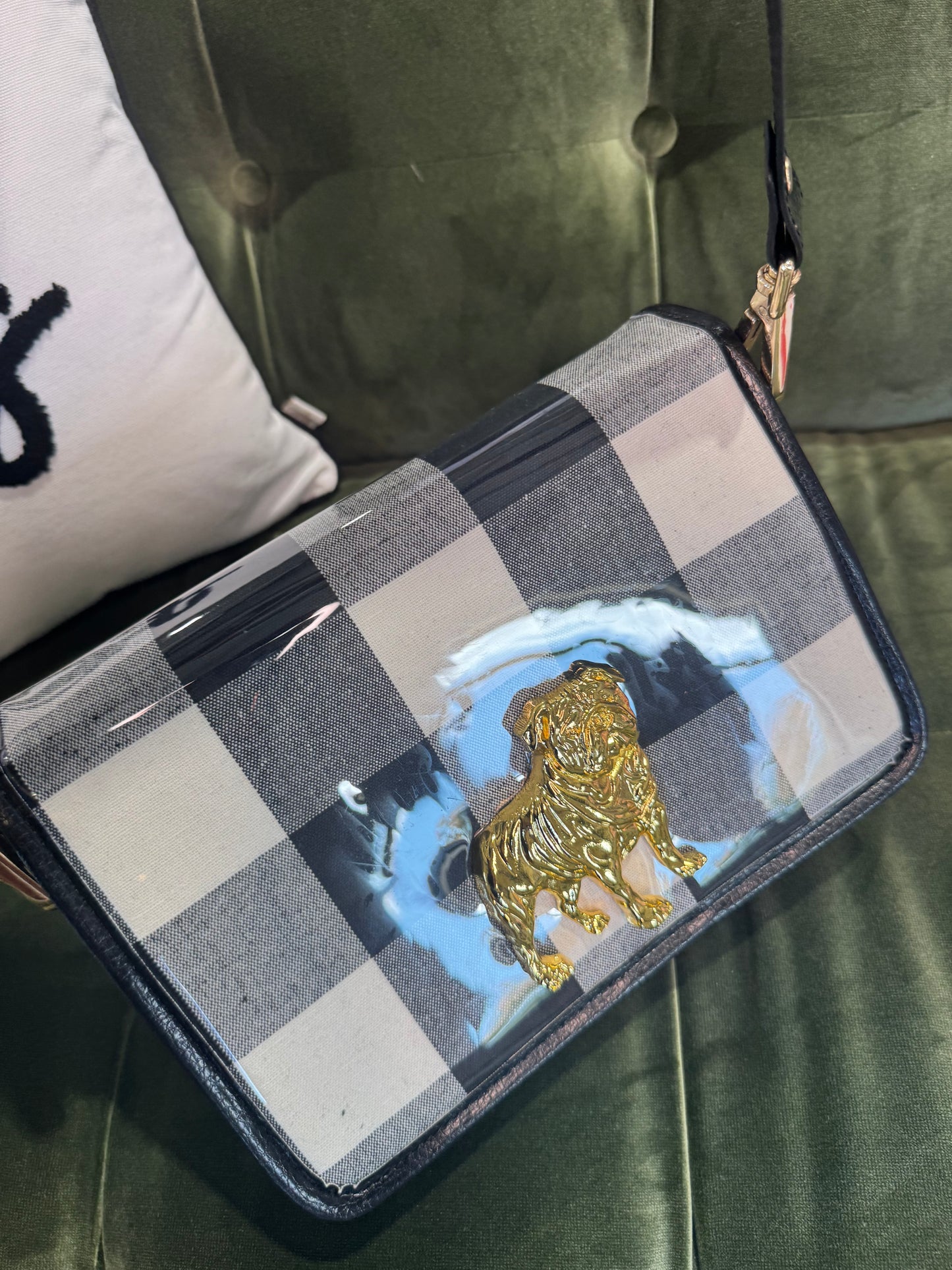 Boutique clear purse/bag with bulldog medallion