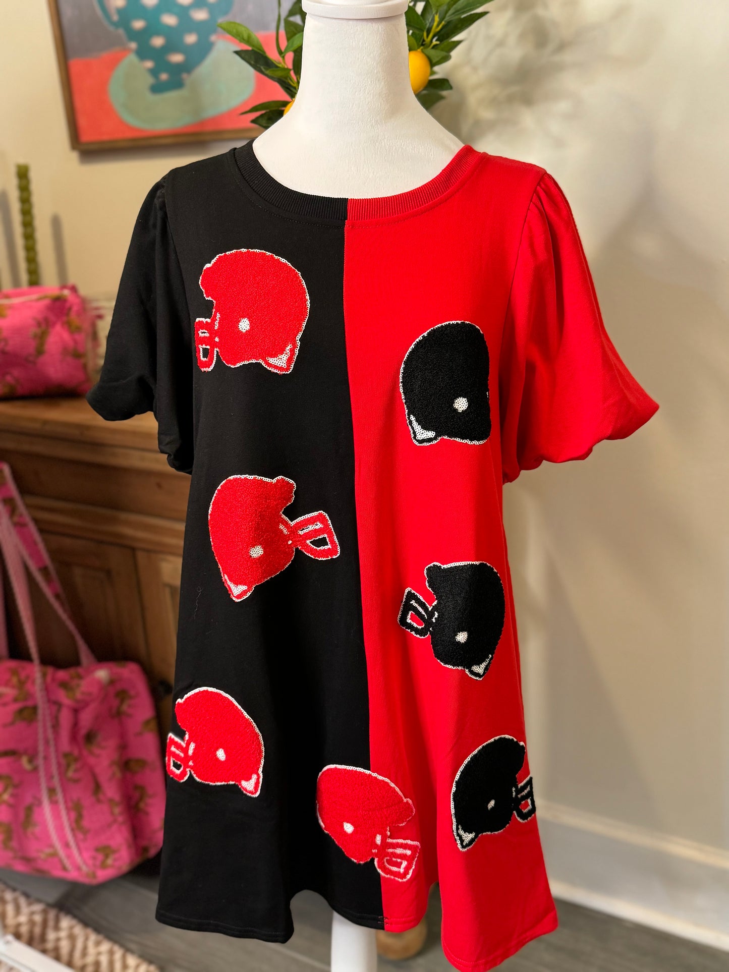 Dress black and red helmet patches so soft with pockets!
