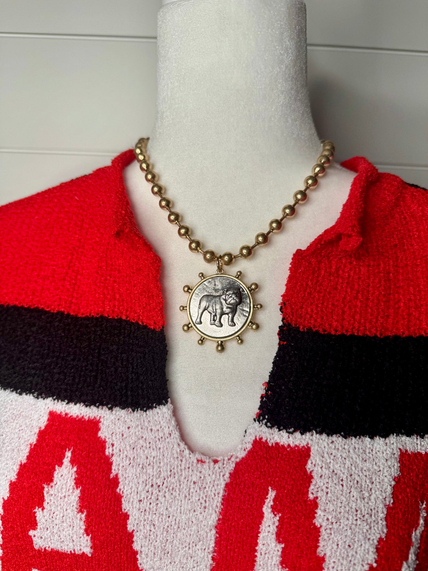 Silver or gold bulldog medallion beaded necklace