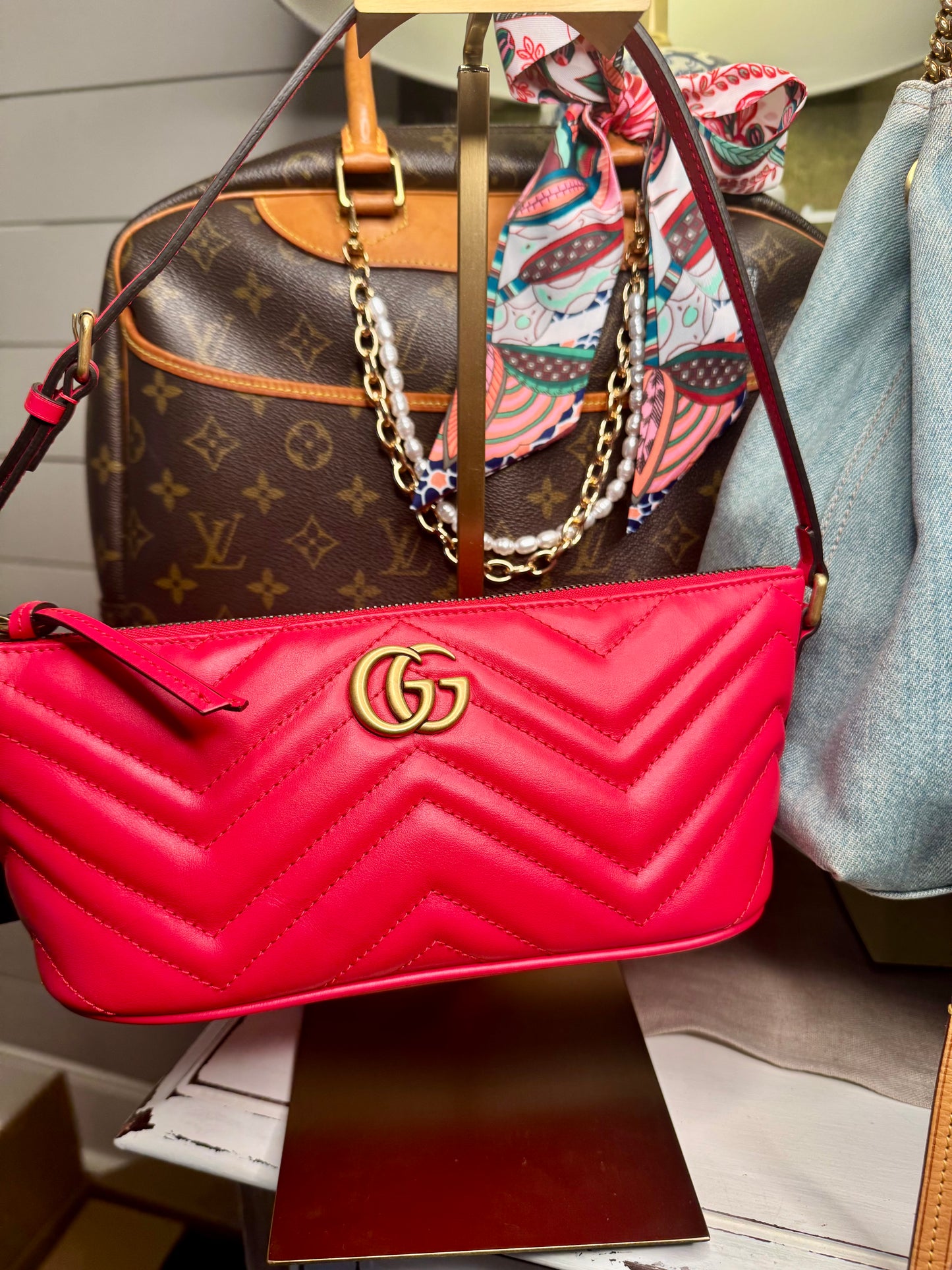 Gucci GG marmot shoulder bag red pre loved