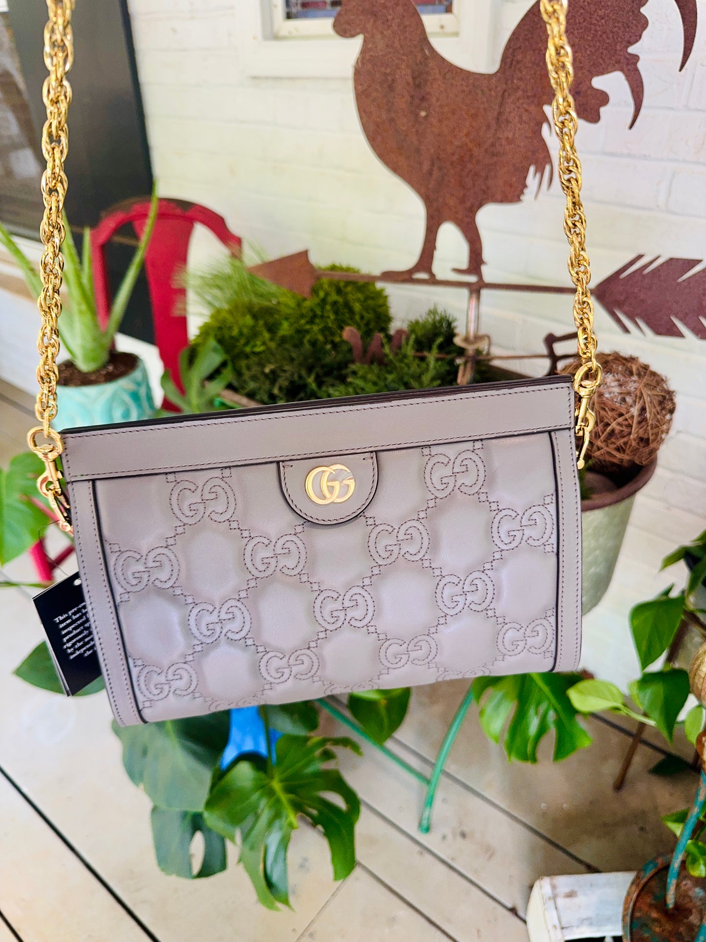 Gucci GG Matelasse Shoulder bag Gray Calf leather pre loved