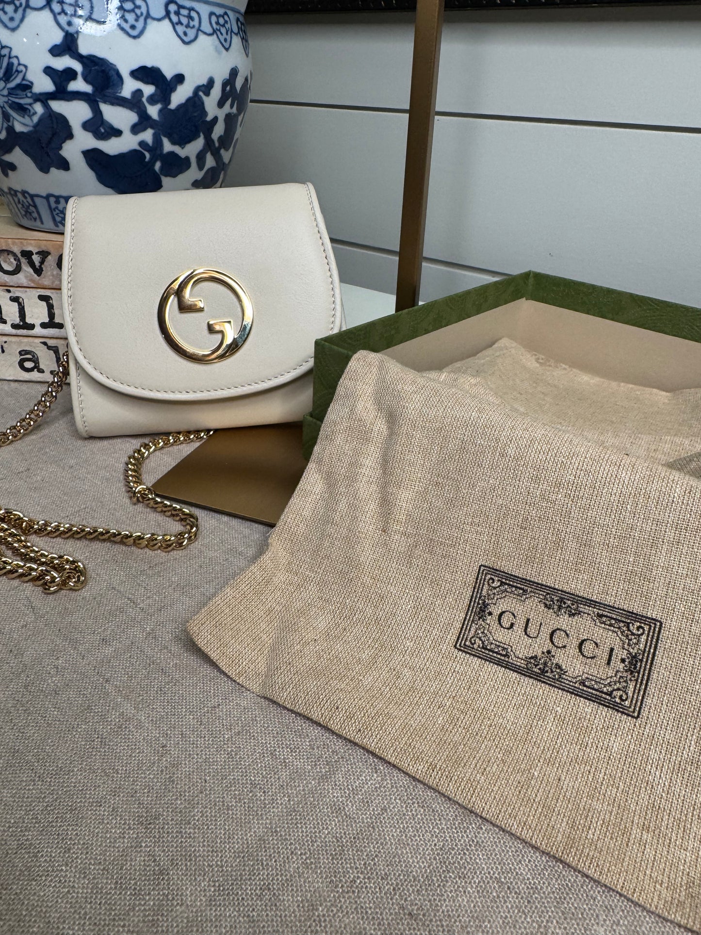 Gucci unused blondi white chain wallet in box with bag