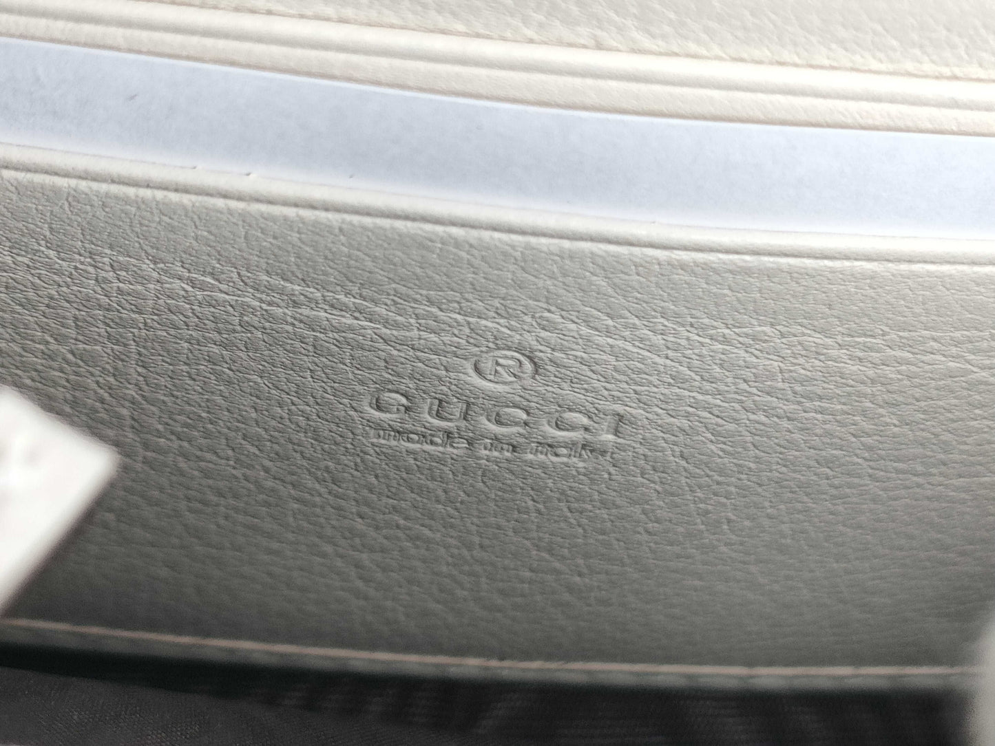 Gucci unused blondi white chain wallet in box with bag