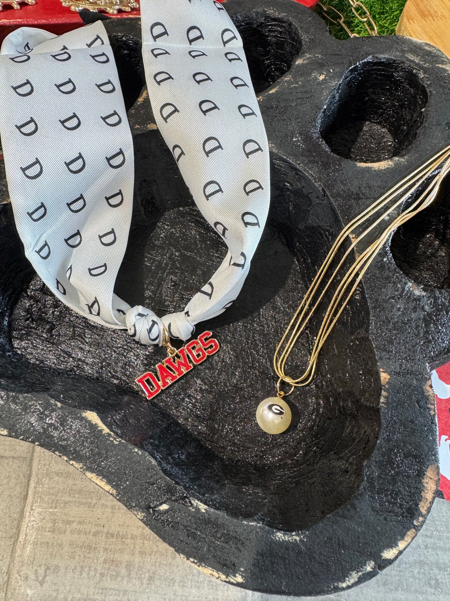 Scarf necklace dawgs charm
