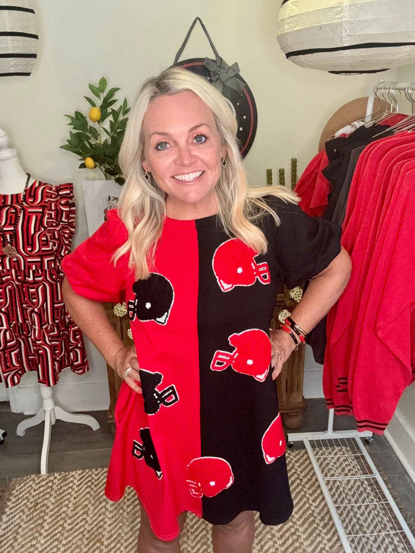 Dress black and red helmet patches so soft with pockets!