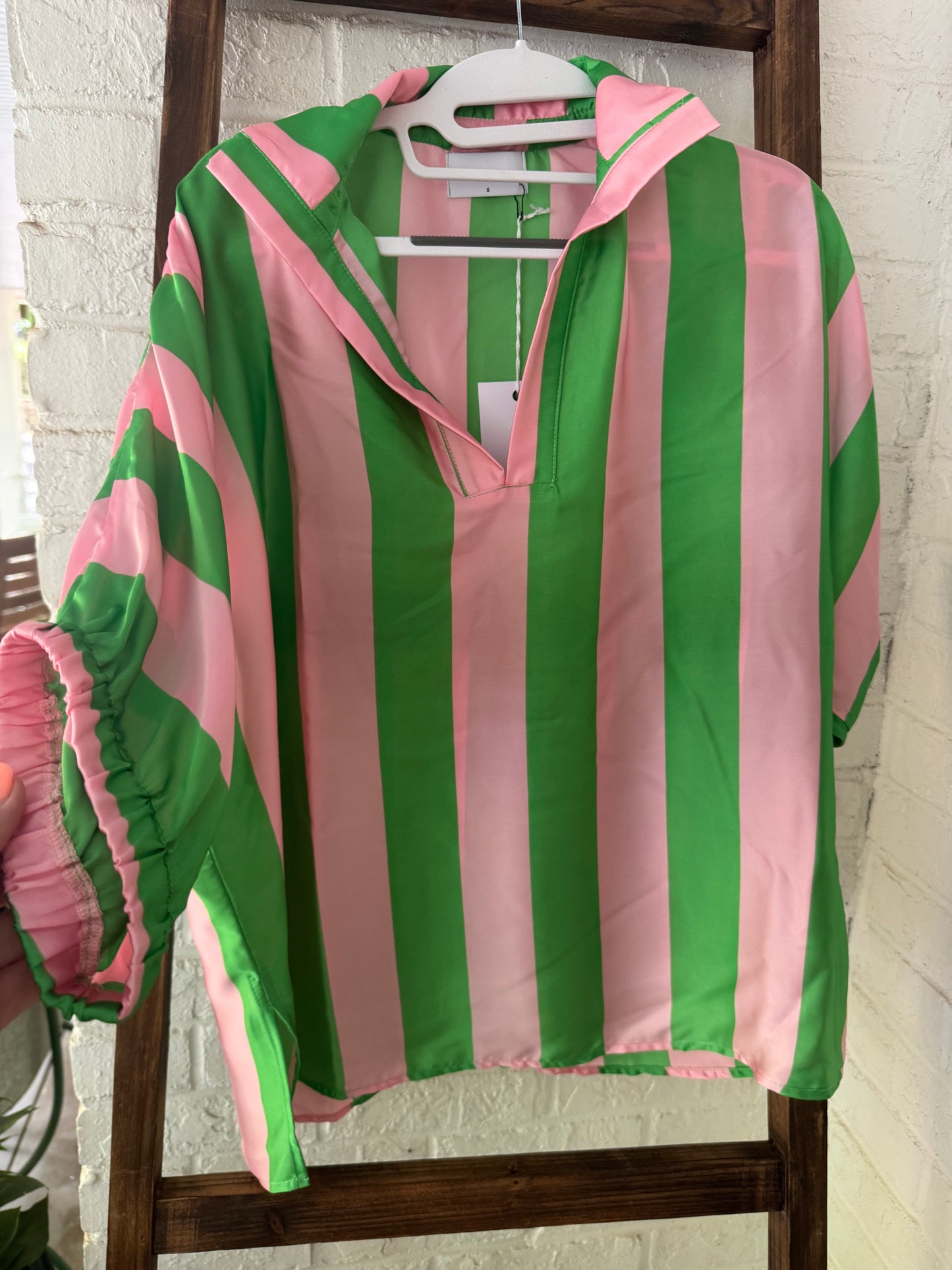 Summer top green and pink striped with collar marked down