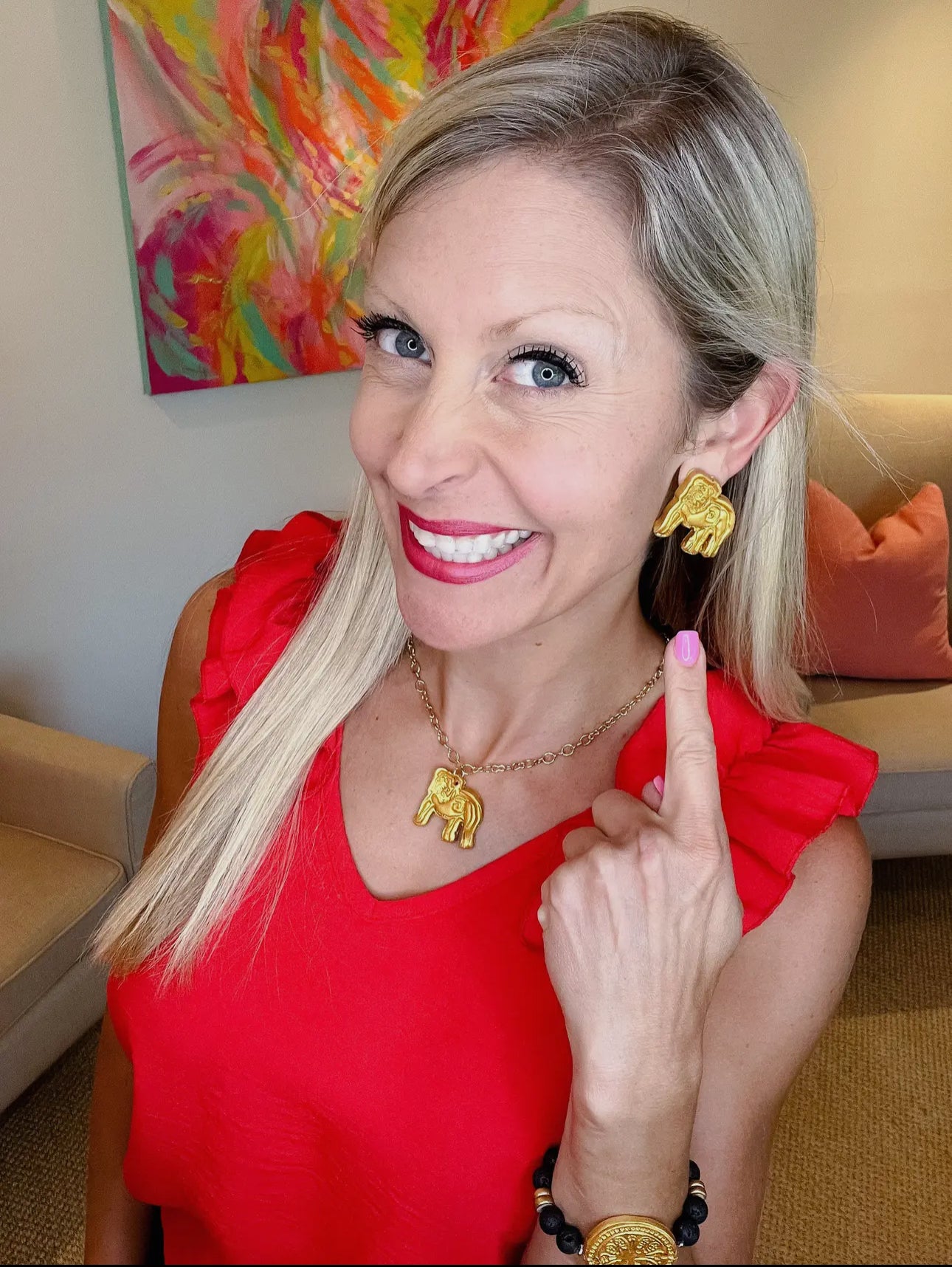 Dog earrings gold