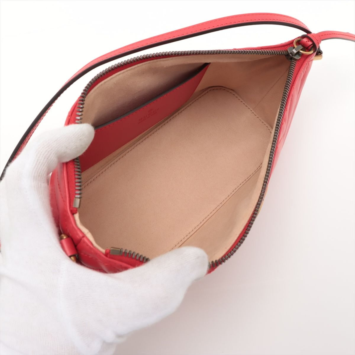 Gucci GG marmot shoulder bag red pre loved