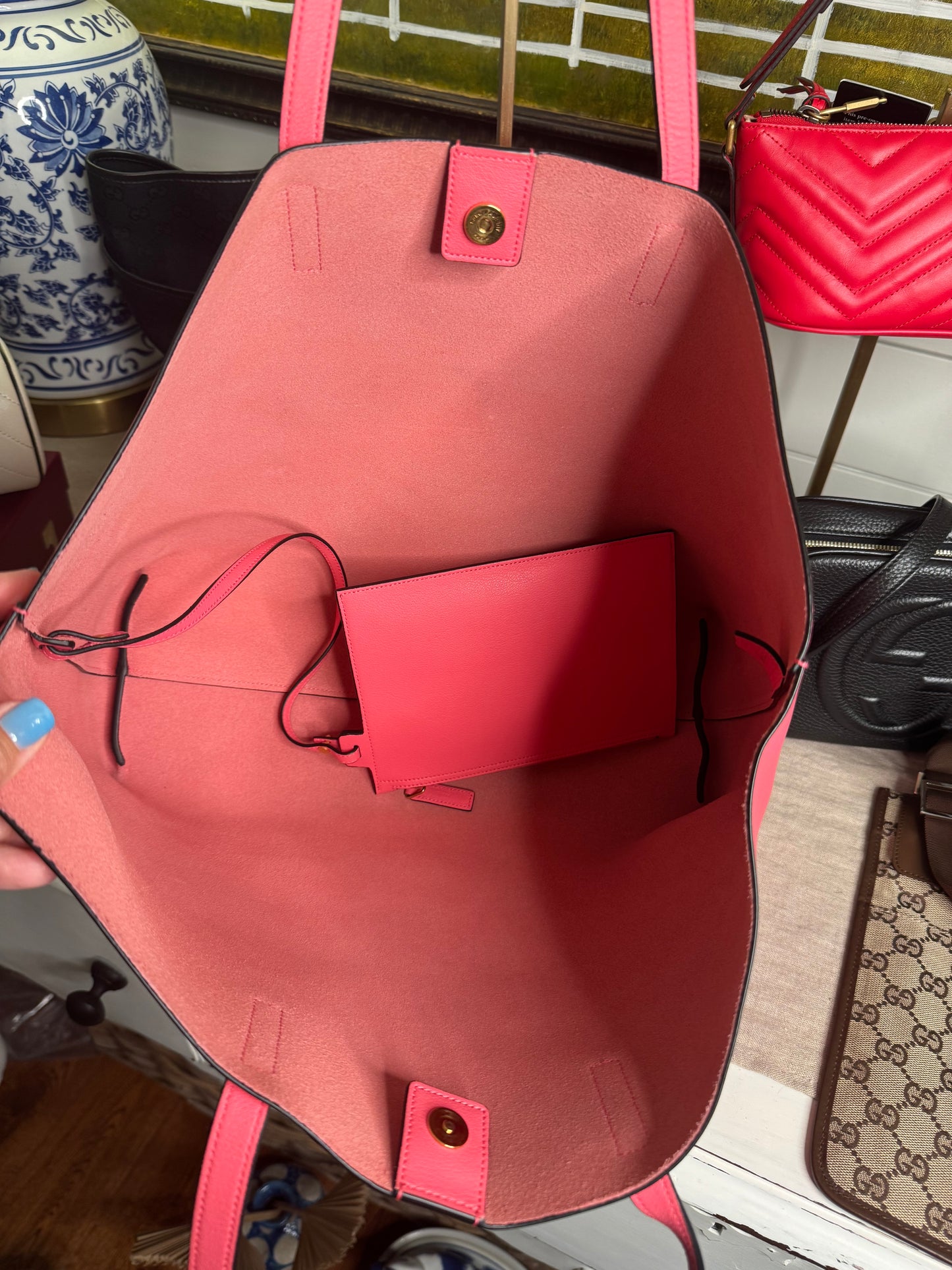 Saint Laurent pre loved pink leather shopper bag with clutch new ( store model)