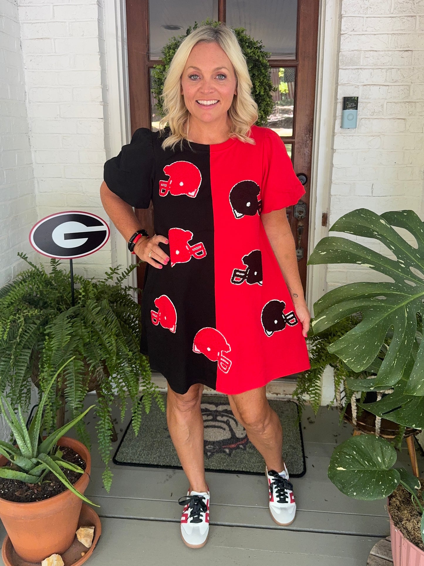 Dress black and red helmet patches so soft with pockets!