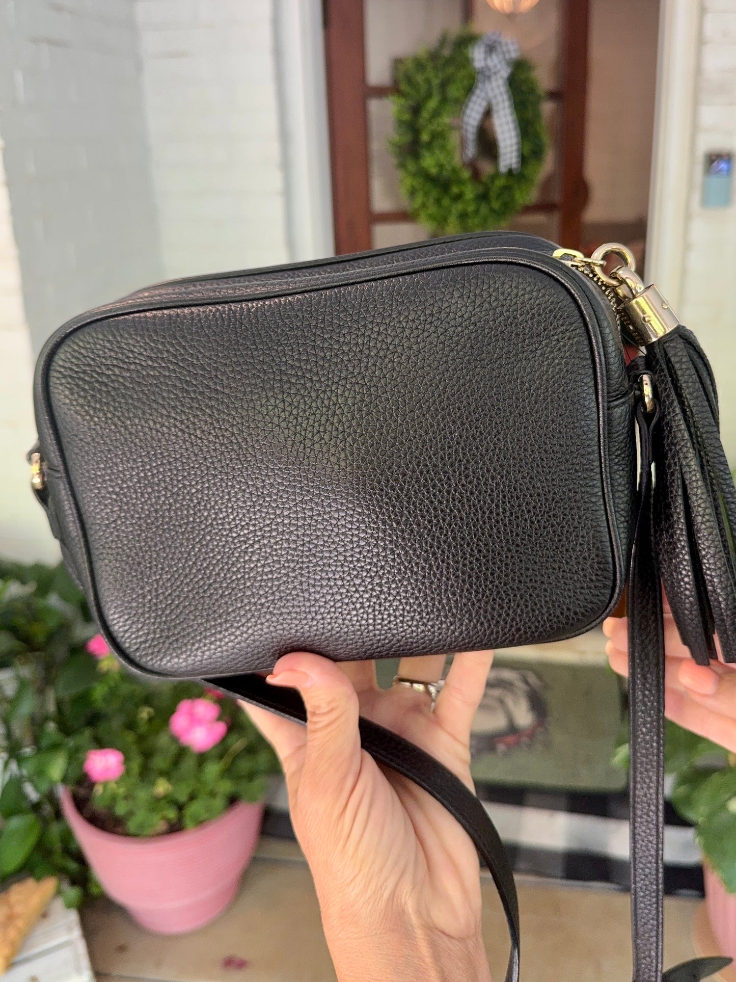 Gucci small soho disco grained calf black pre loved
