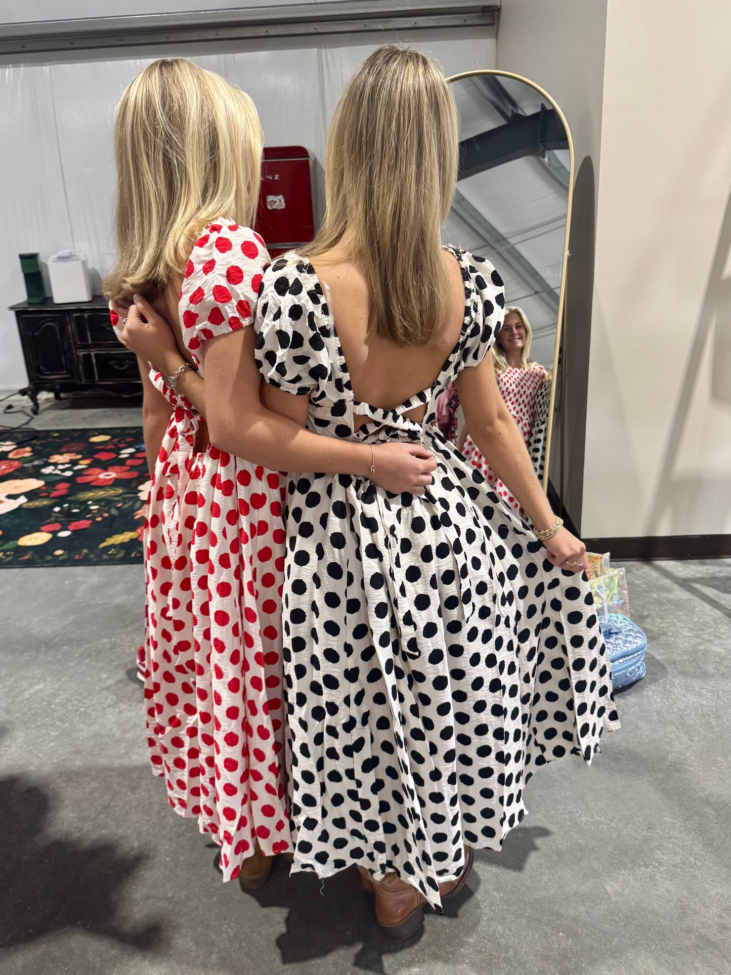 Polka dot dress. Red or black