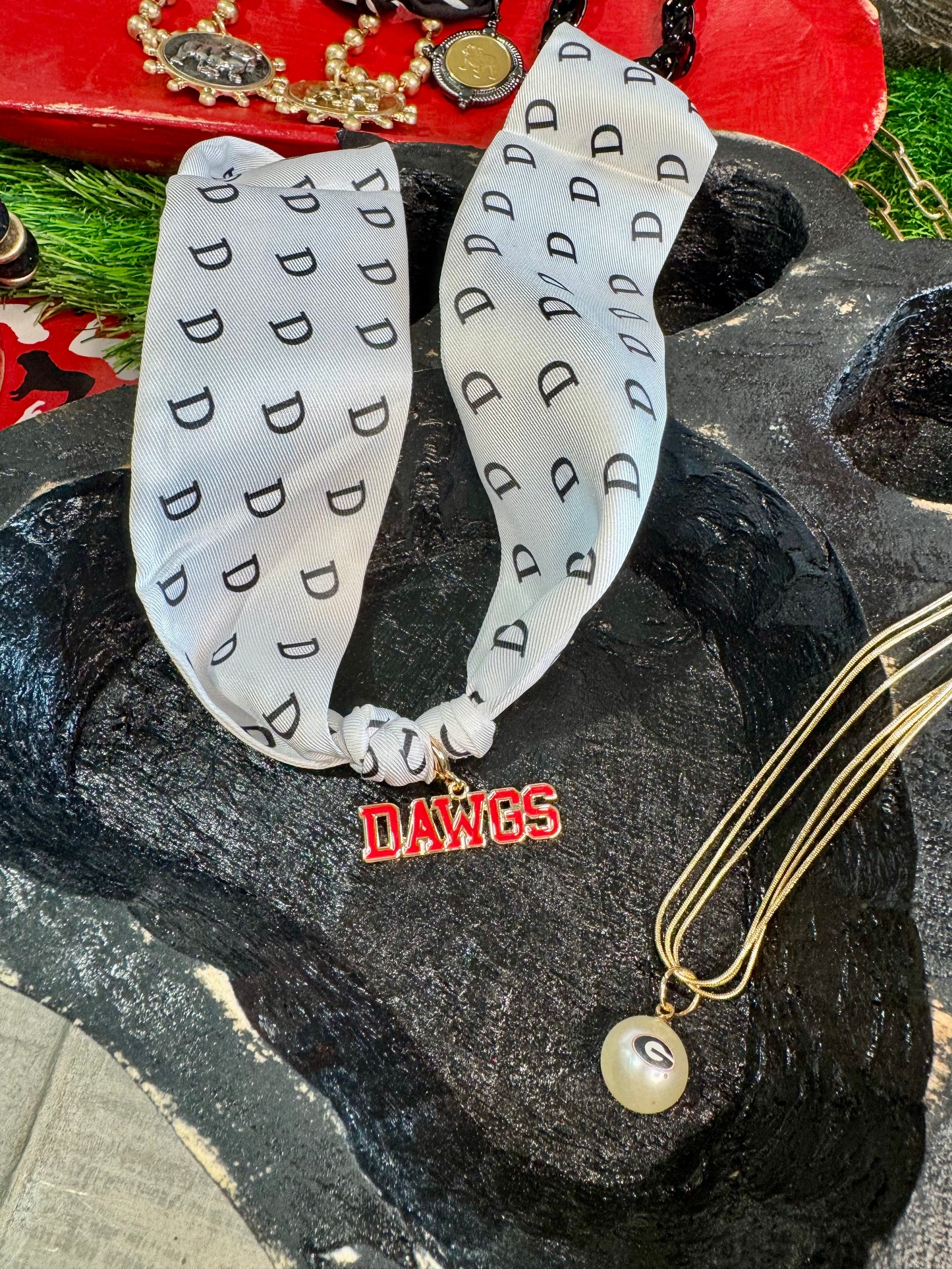 Scarf necklace dawgs charm