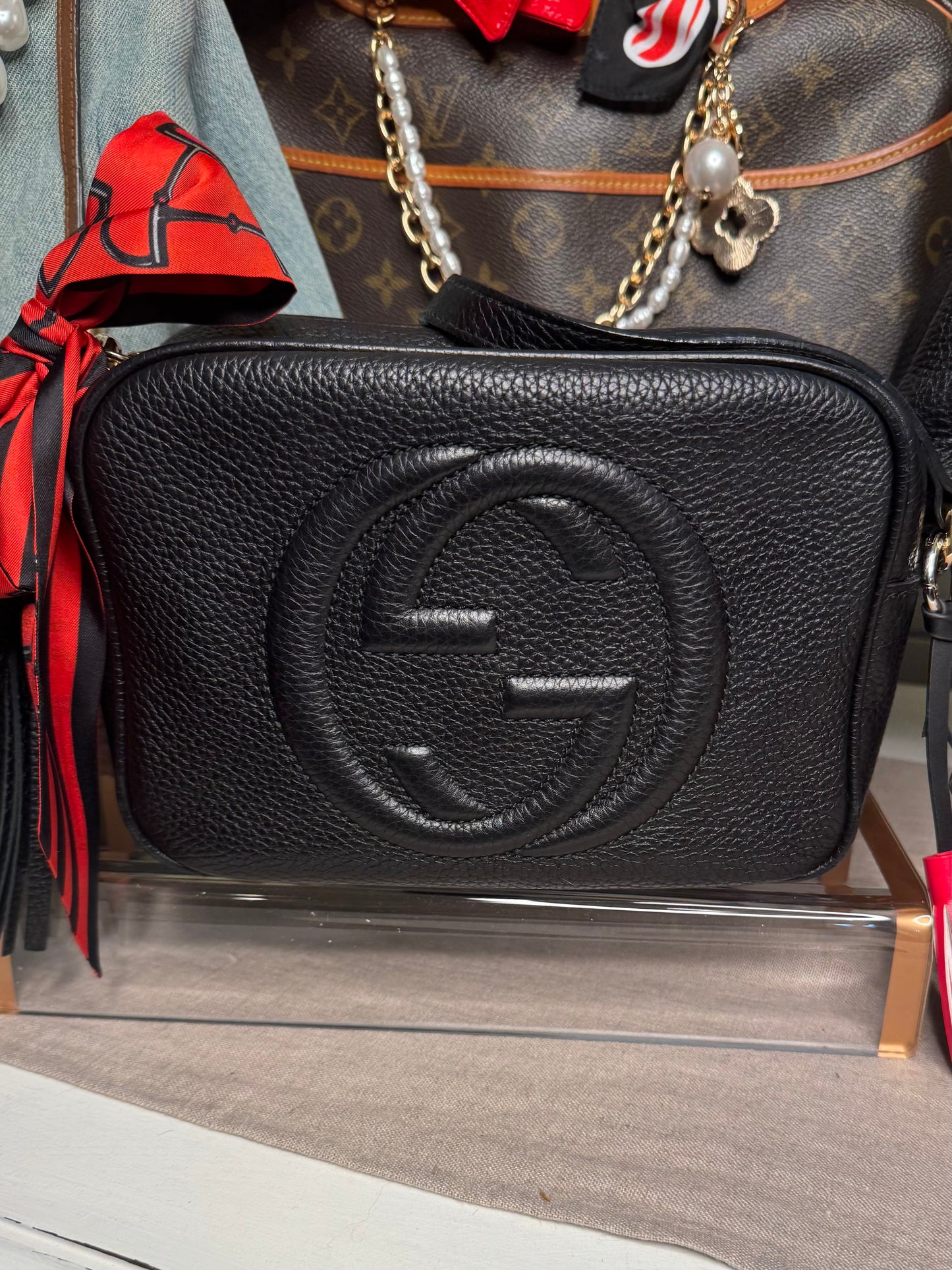Gucci small soho disco grained calf black pre loved