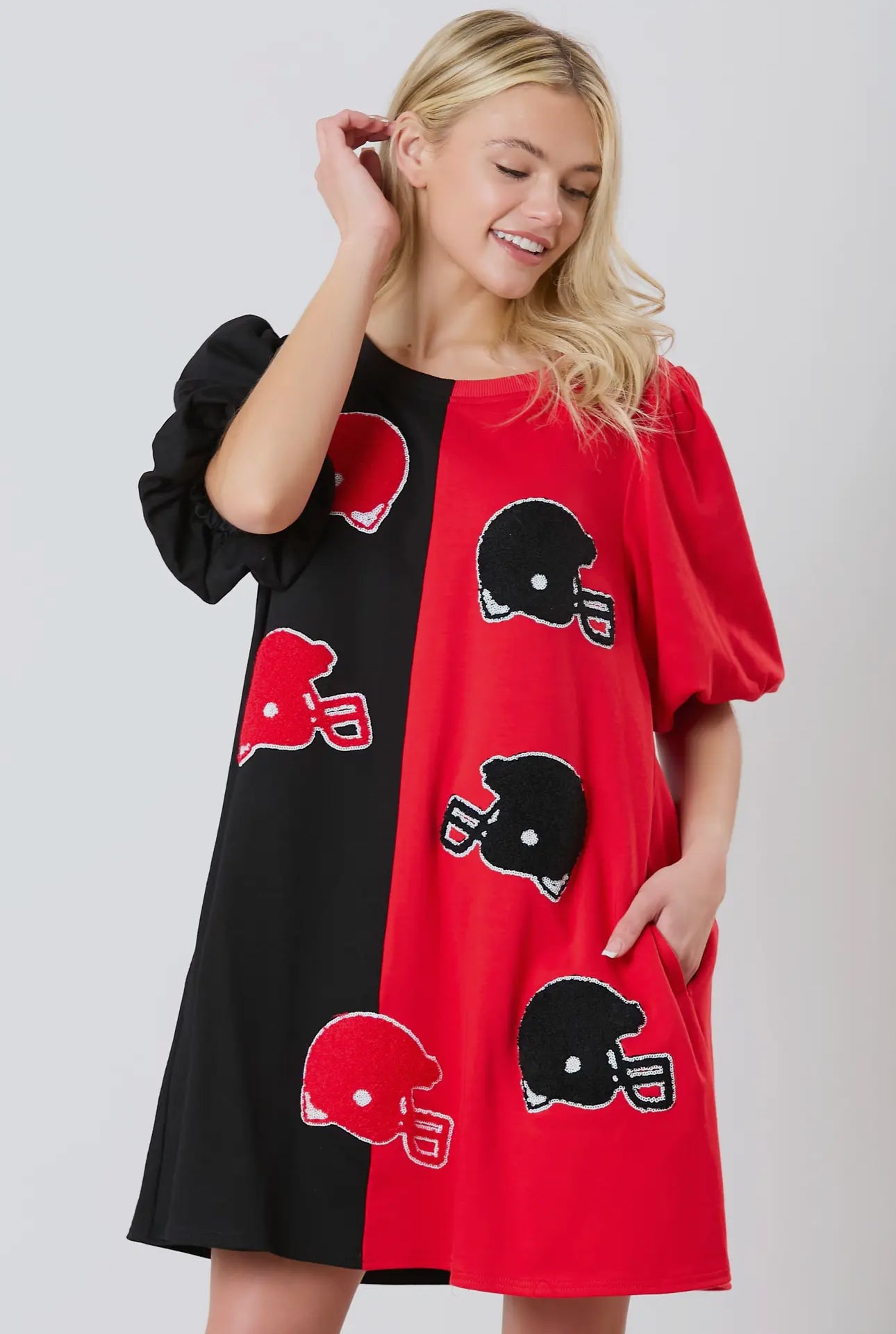 Dress black and red helmet patches so soft with pockets!