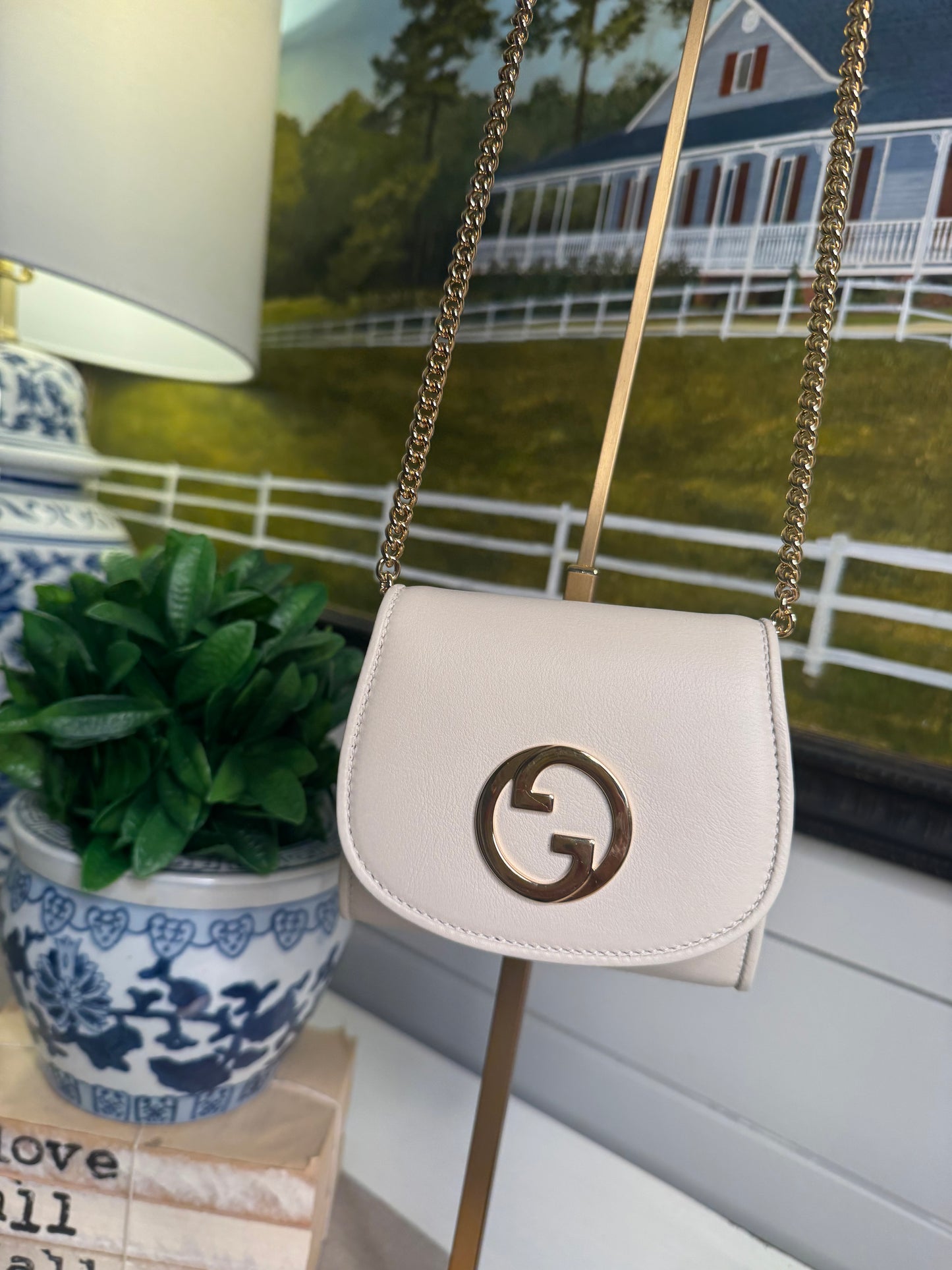 Gucci unused blondi white chain wallet in box with bag