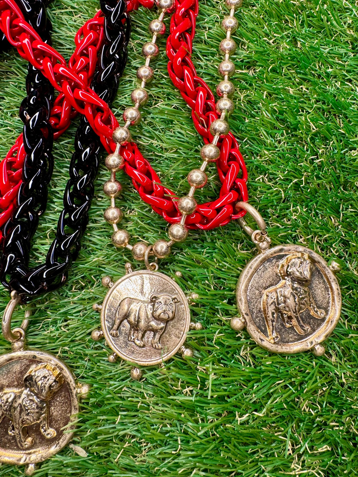 Black or red chain necklace with dog medallion