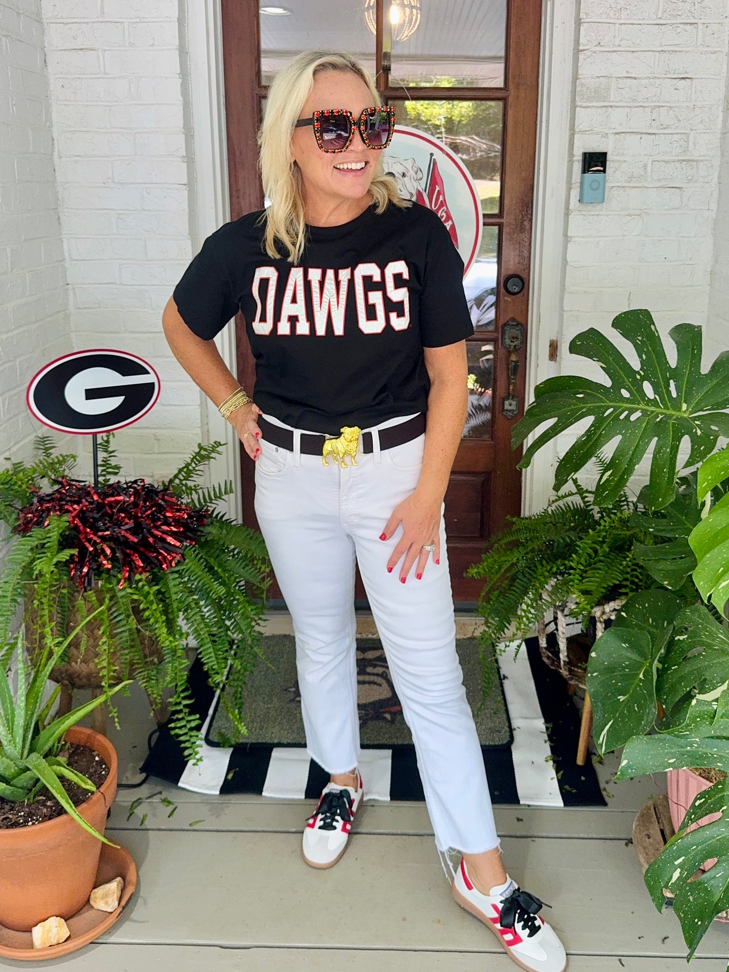 Black stretch belt - bulldog sold separately