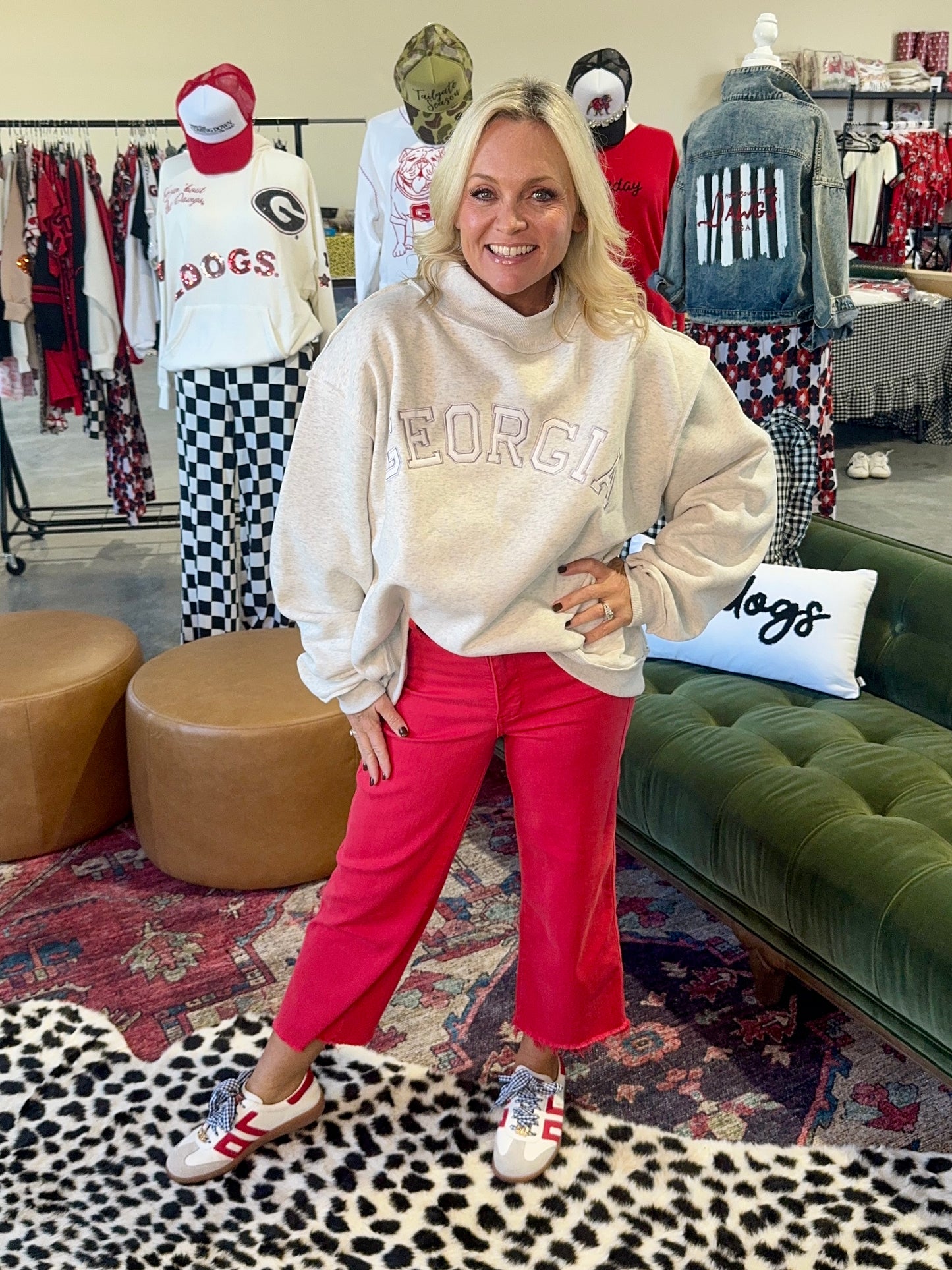 Oversized embroidered mock neck light sweatshirt