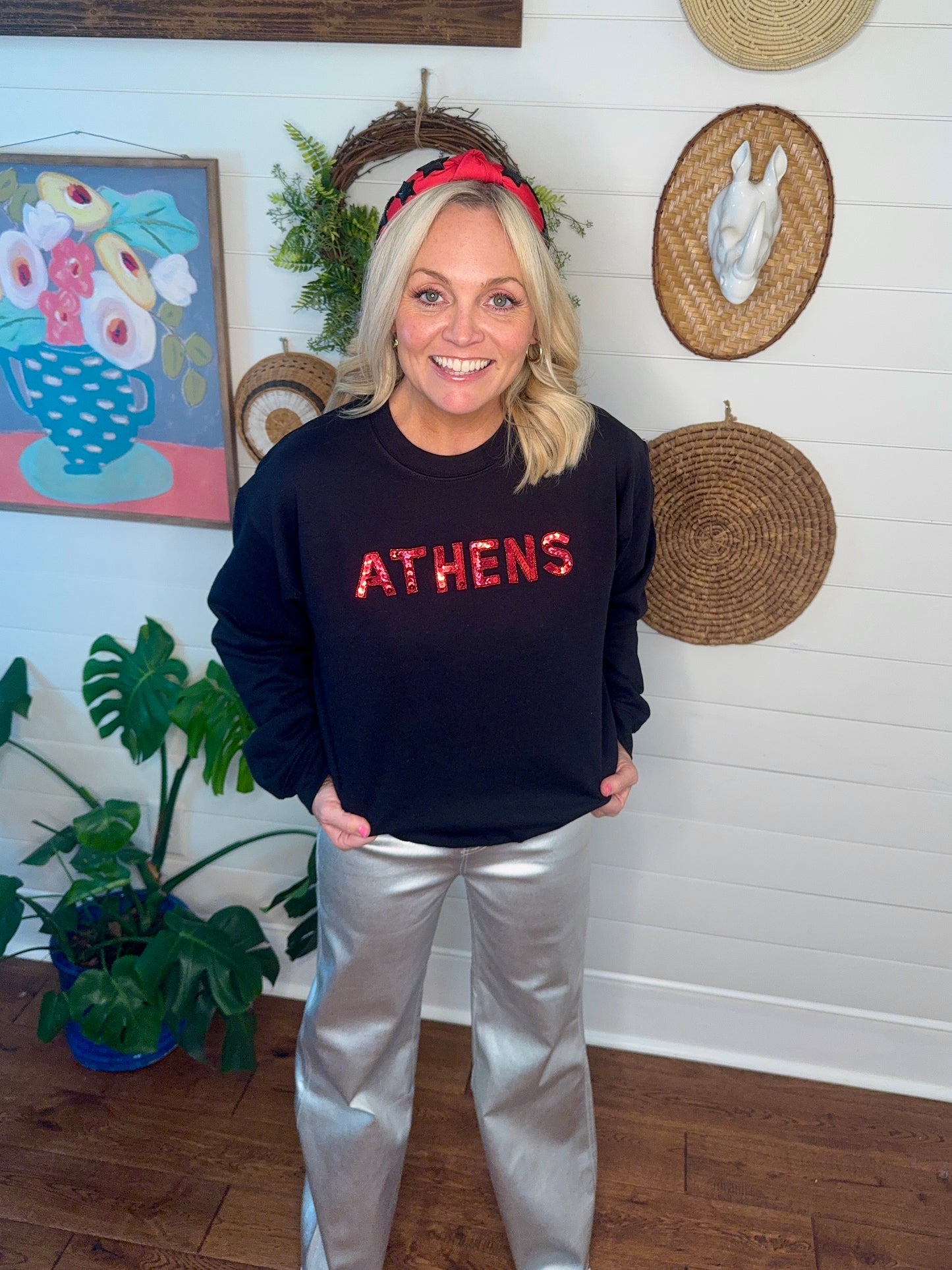 Black sweatshirt sequin Athens marked down!