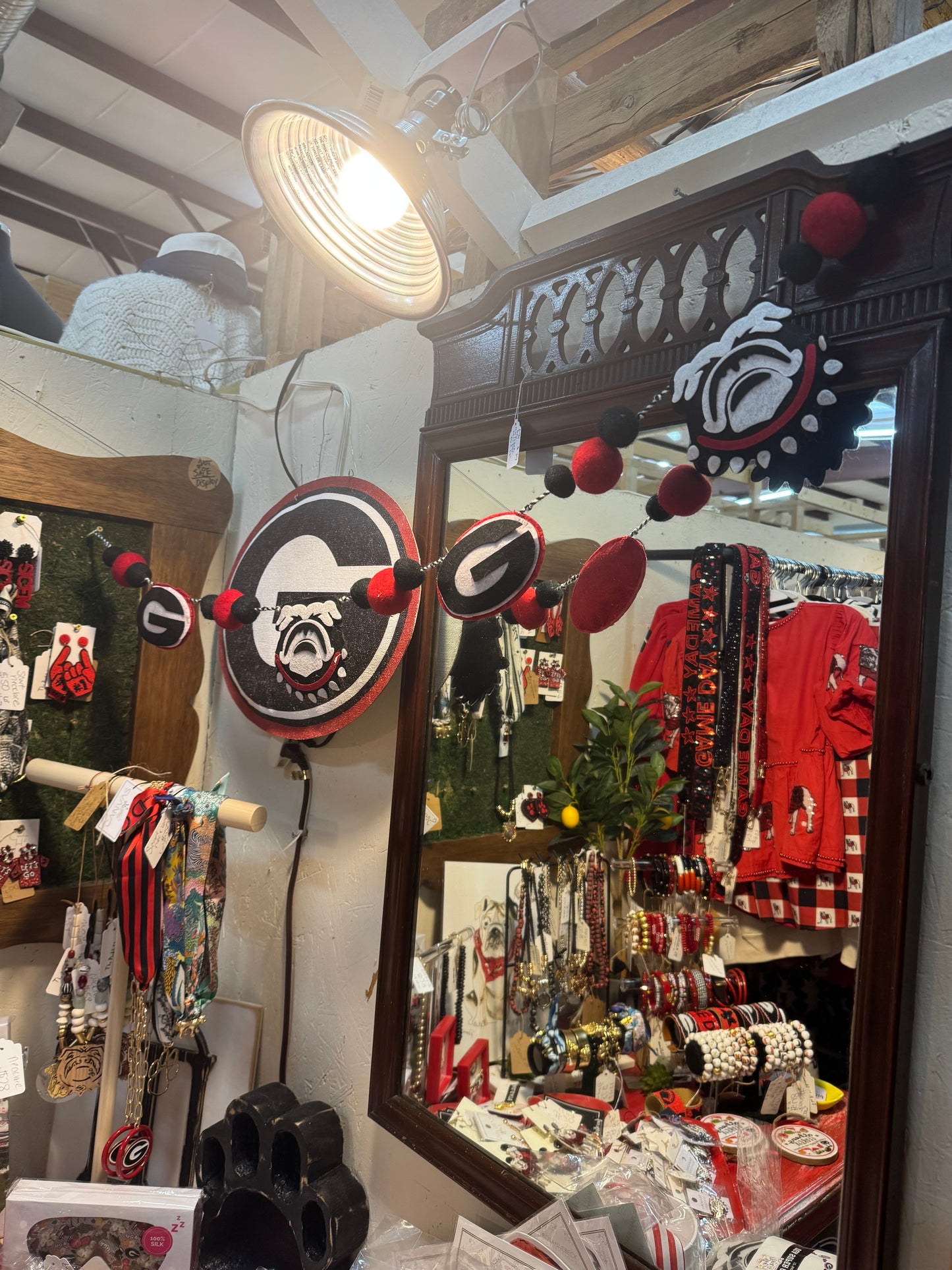 Athens ga Glory Haus licensed super bulldog banner garland pom pom