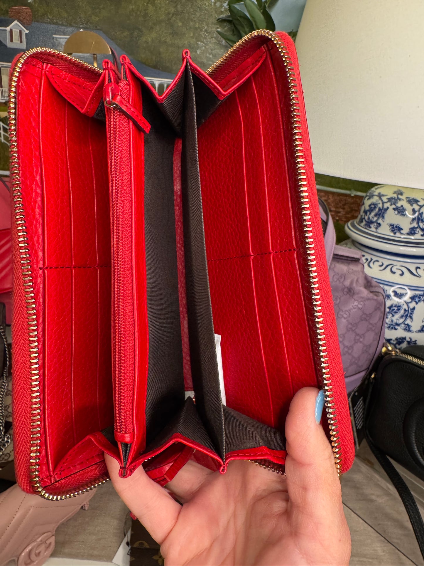 Gucci soho zip wallet red calf leather pre loved