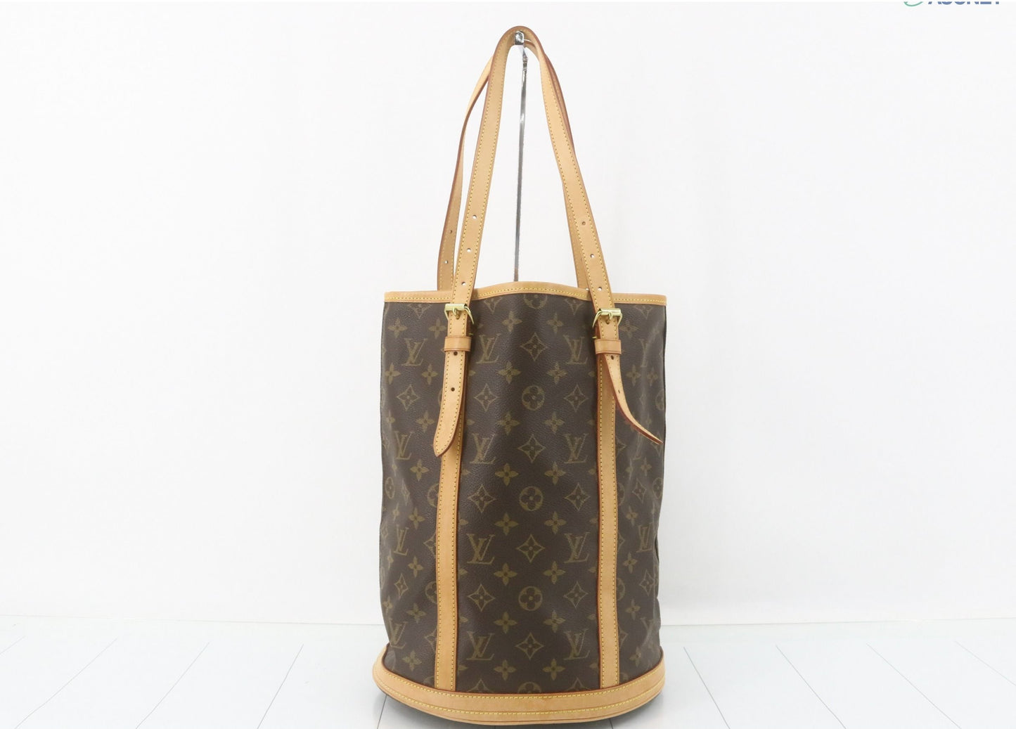 Louis Vuitton Bucket bag GM monogram pre loved
