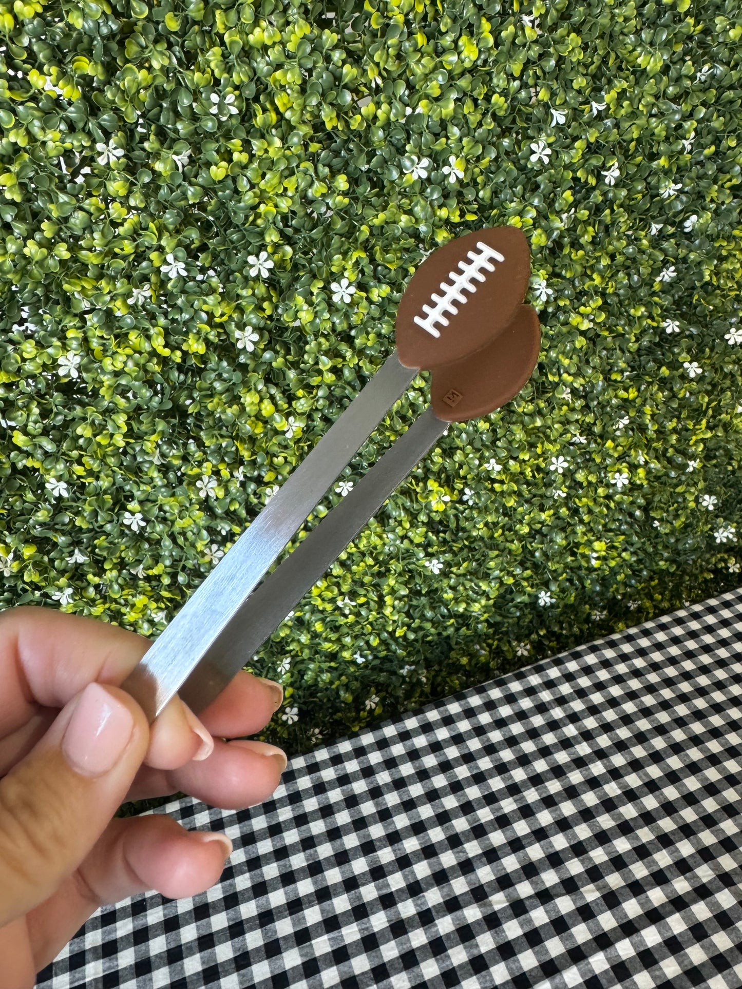 Mini football tong