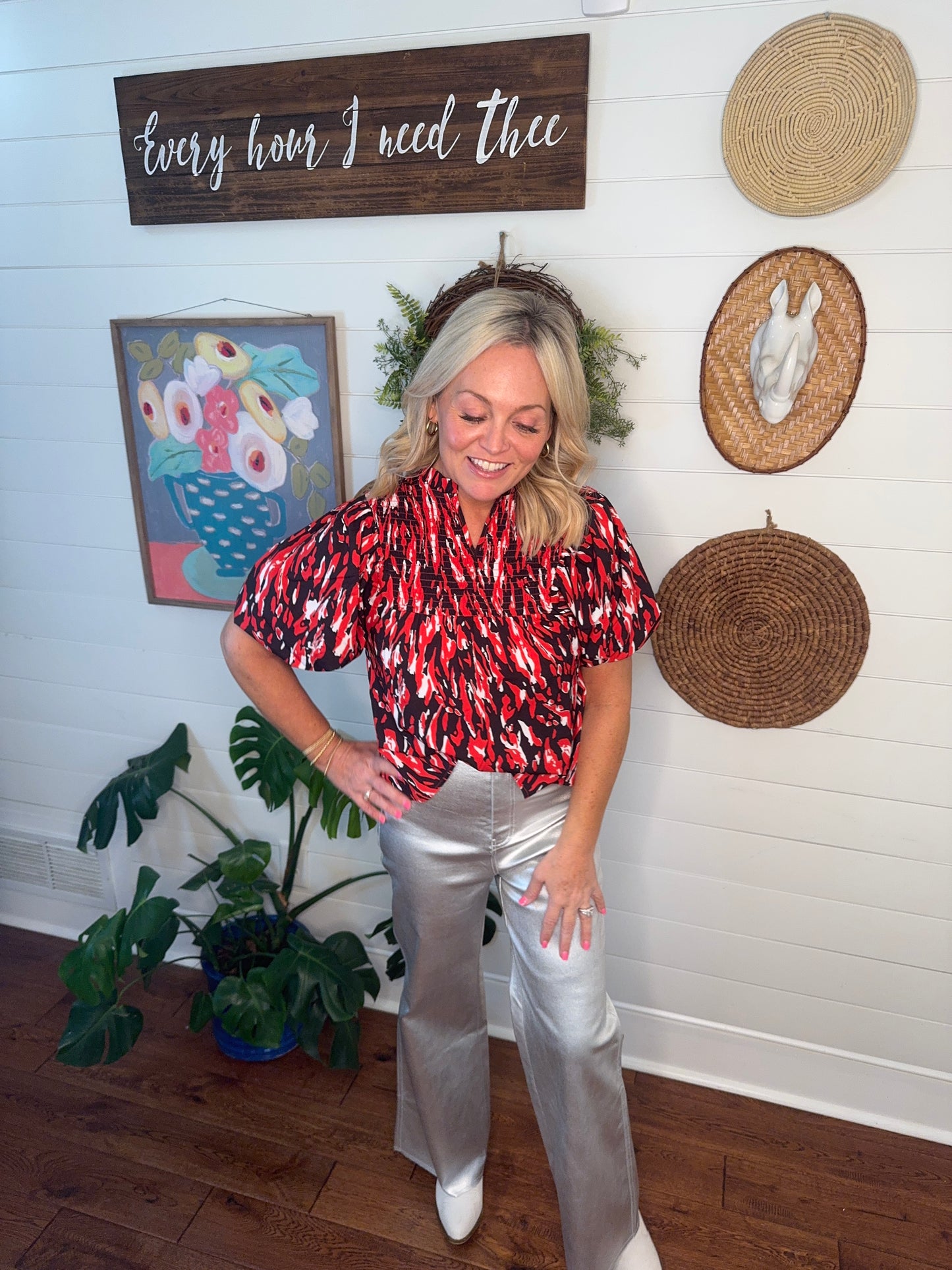 Black and red blouse ballon sleeve warehouse clearance sale