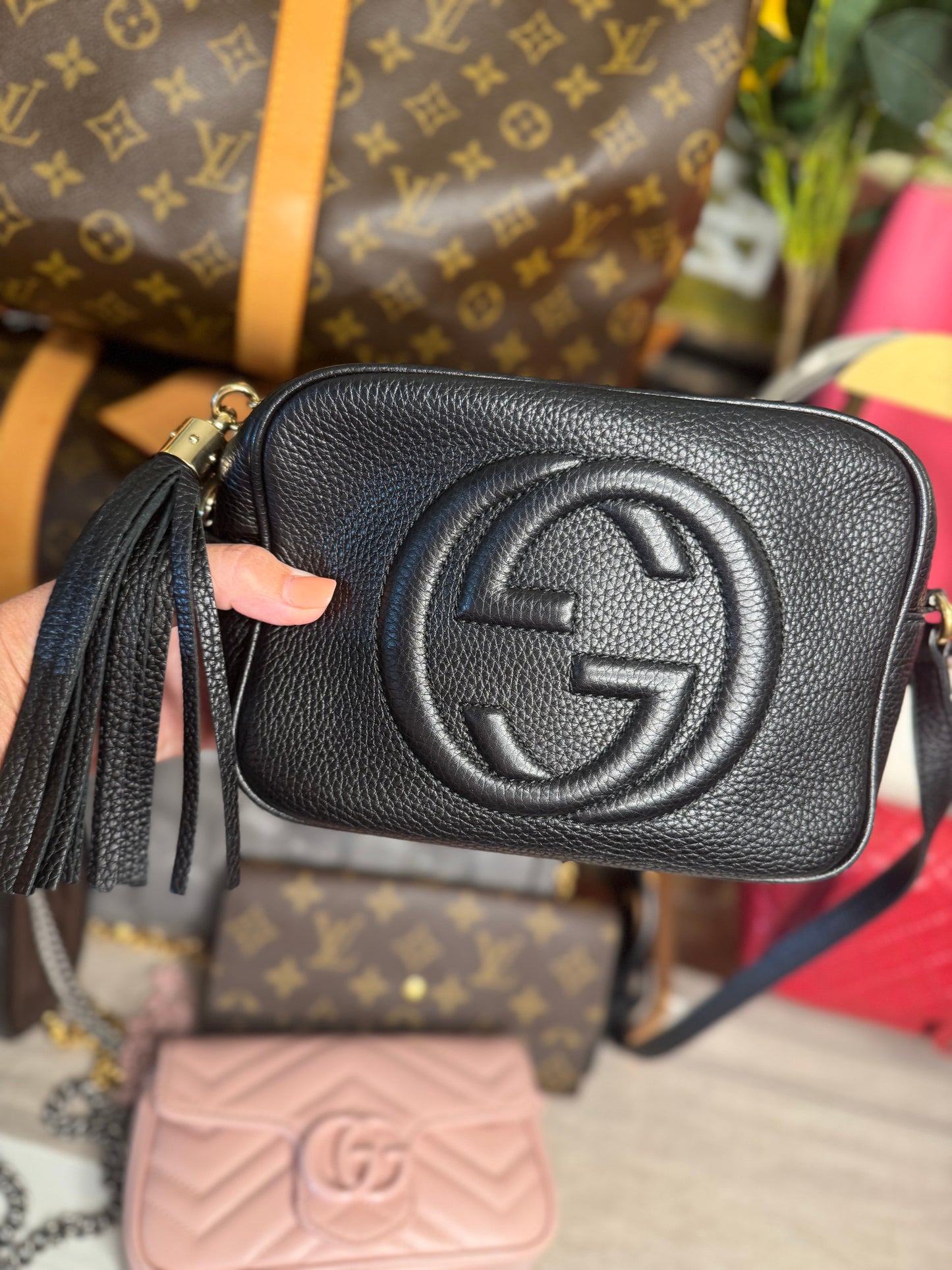 Gucci small soho disco grained calf black pre loved