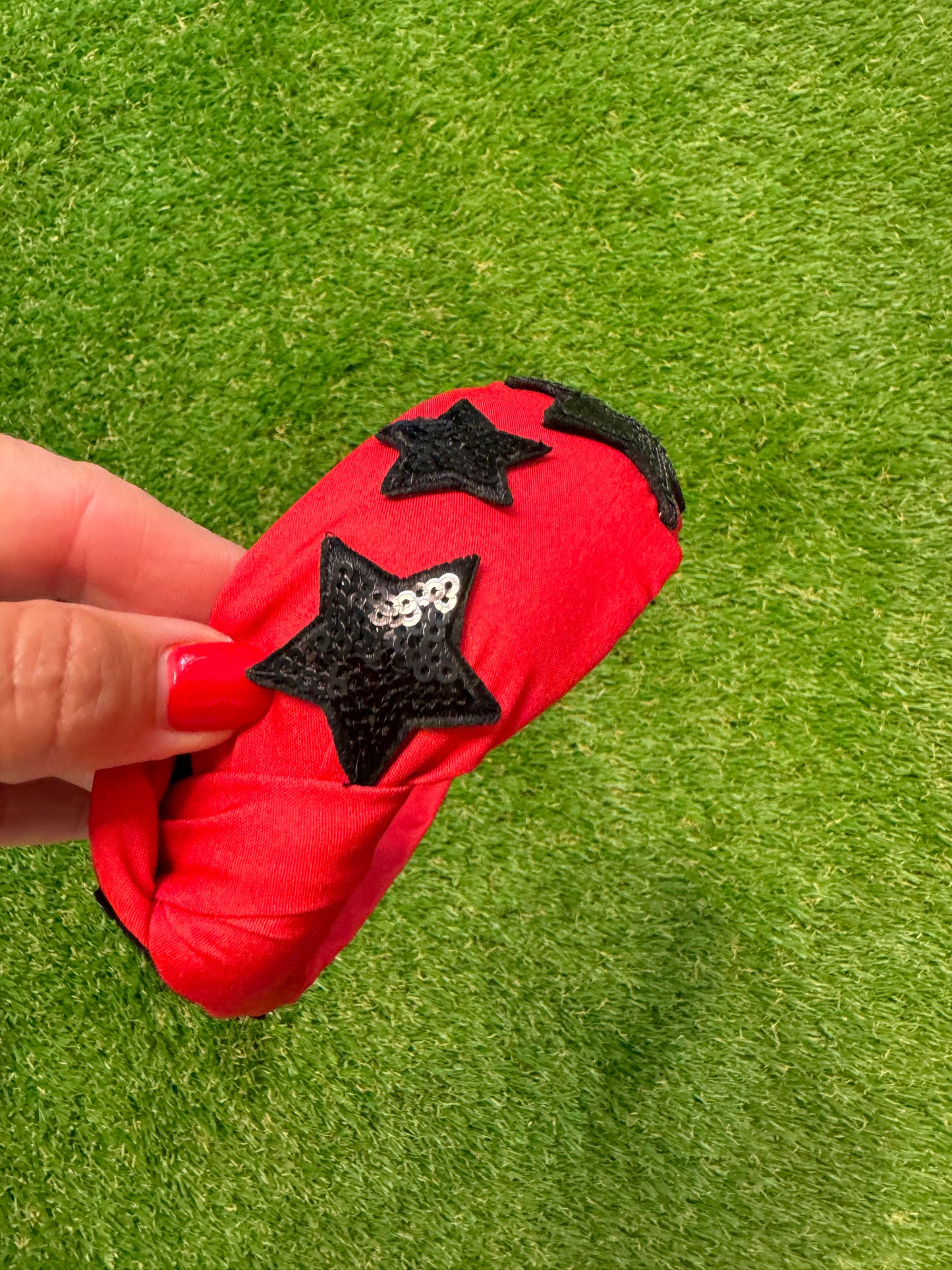 Headband red with black stars