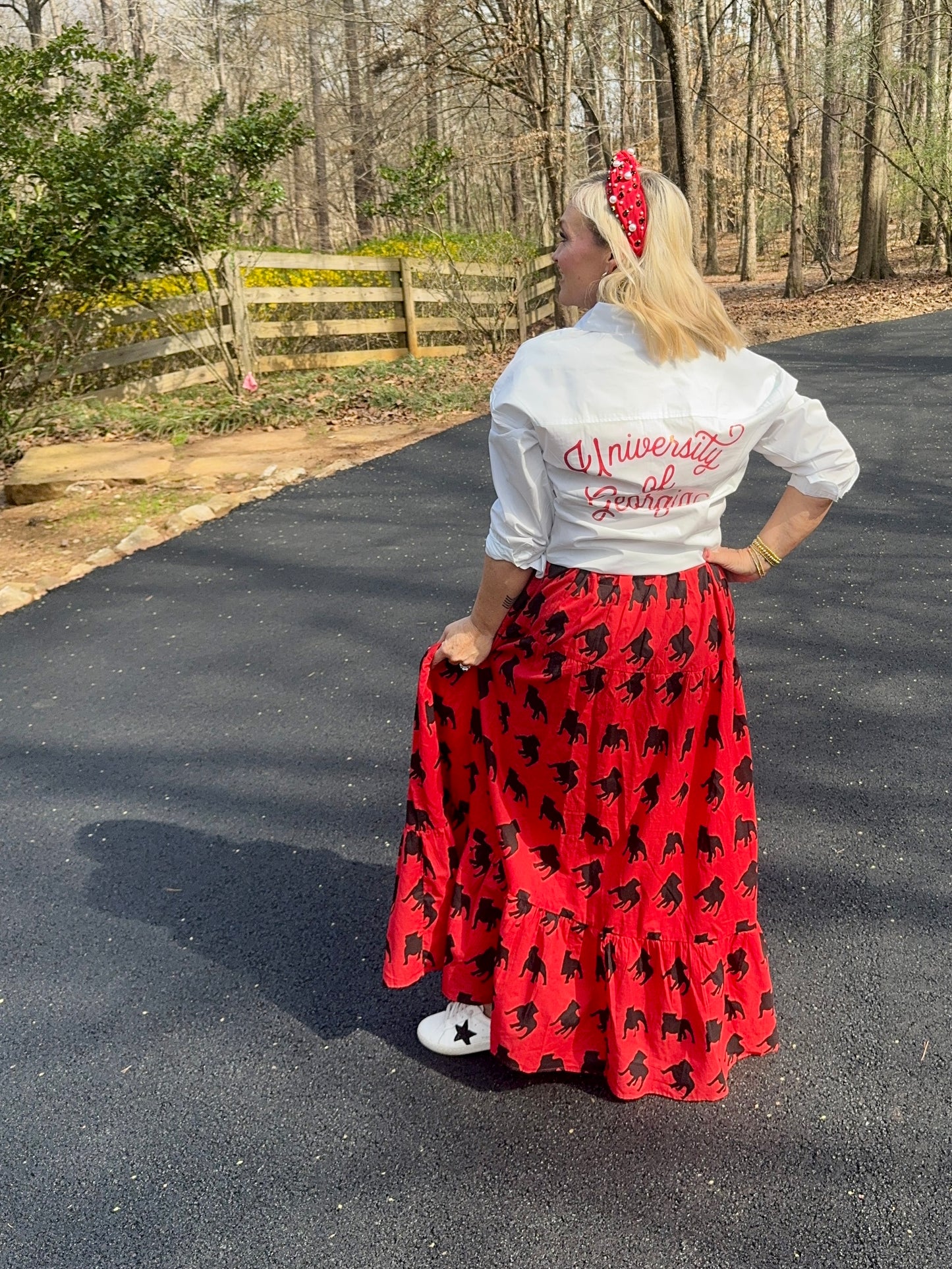 White licensed university of Georgia button up Shirt majorly marked down!