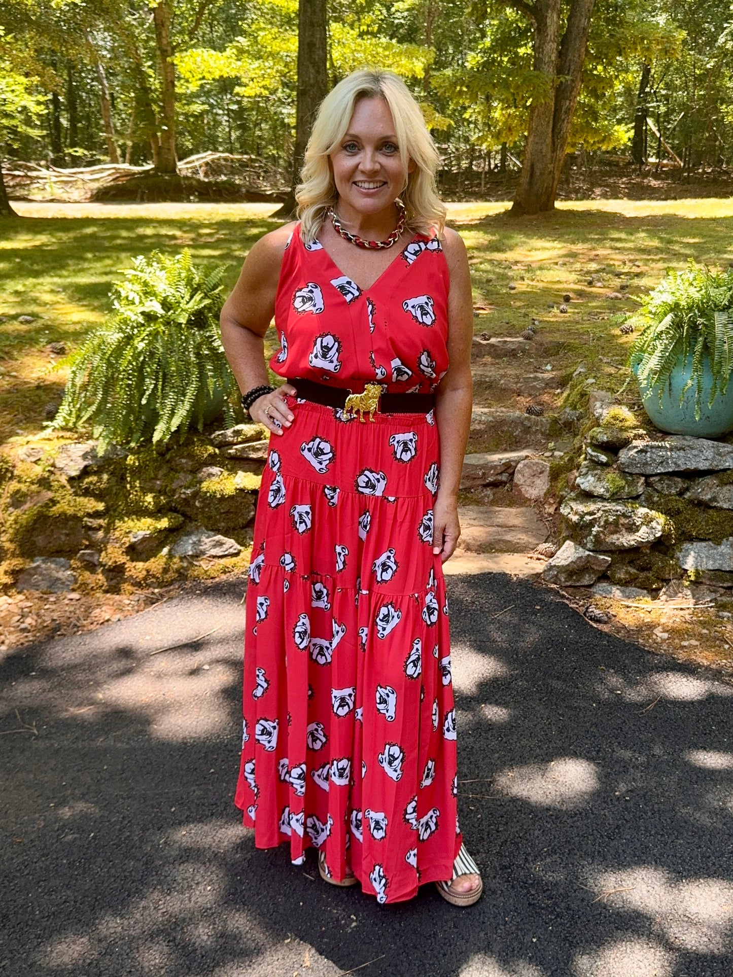 Tank red flowy oversized with bulldogs