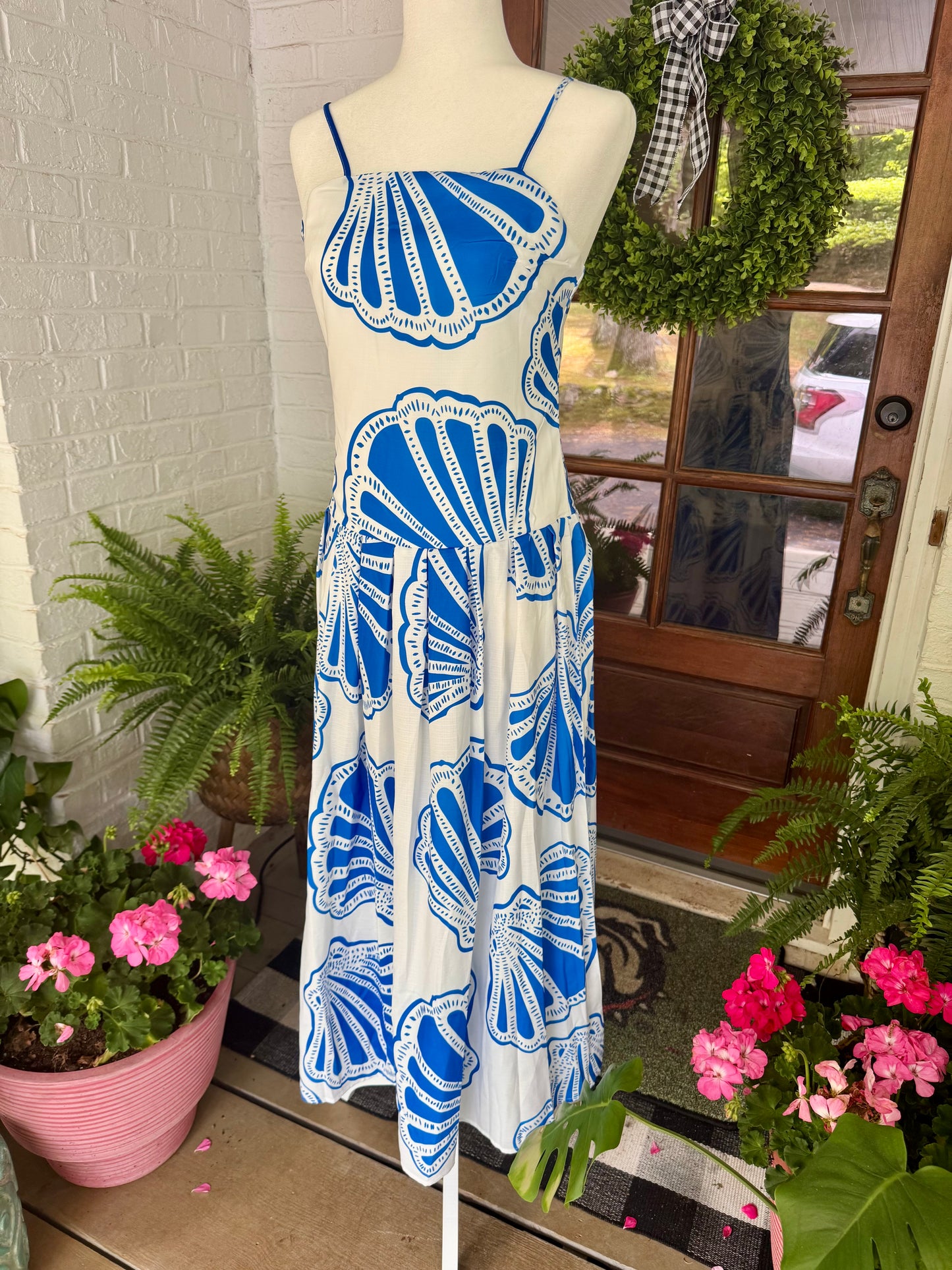 Summer long maxi dress blue and white shell marked down