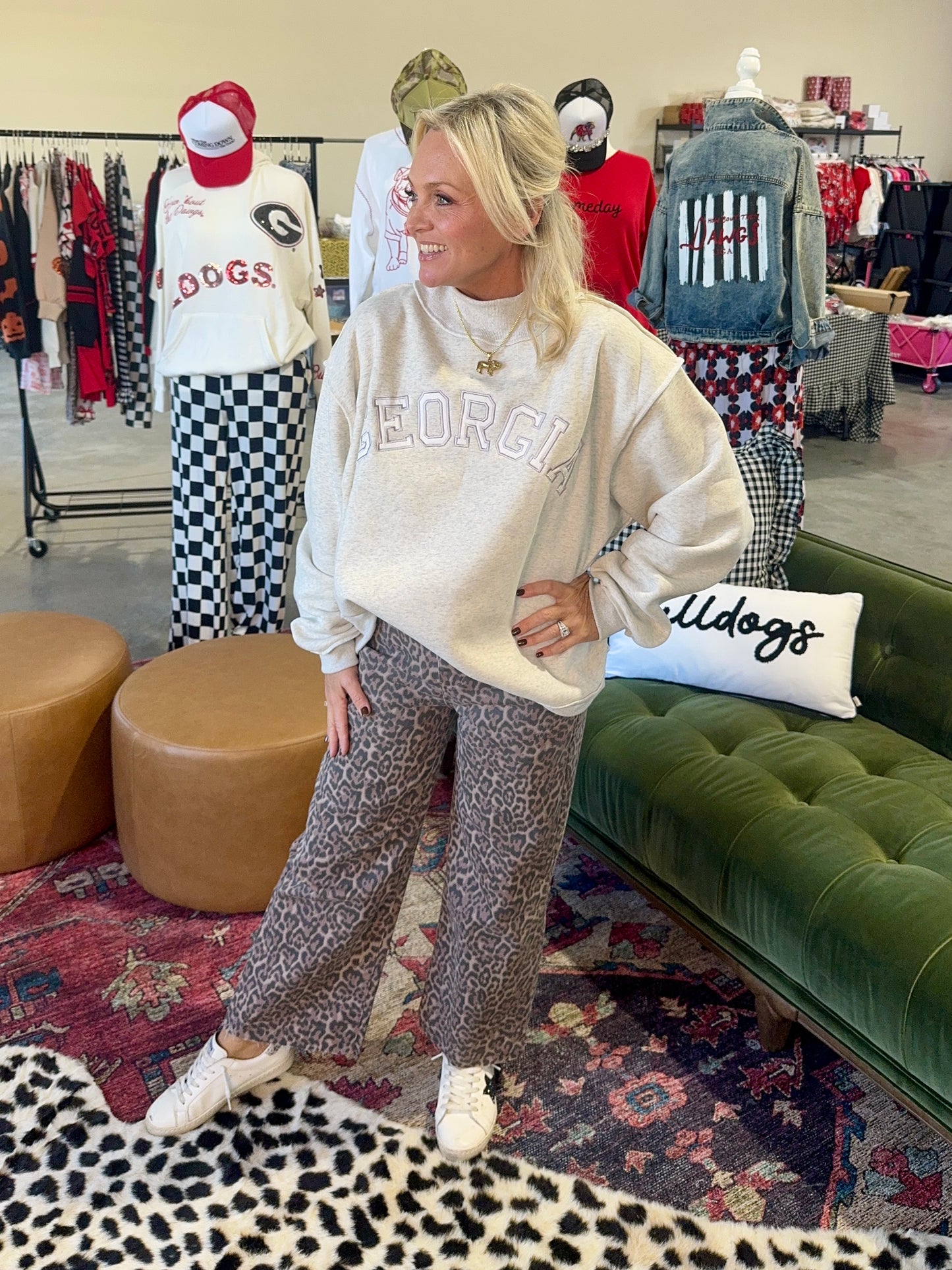 Oversized embroidered mock neck light sweatshirt