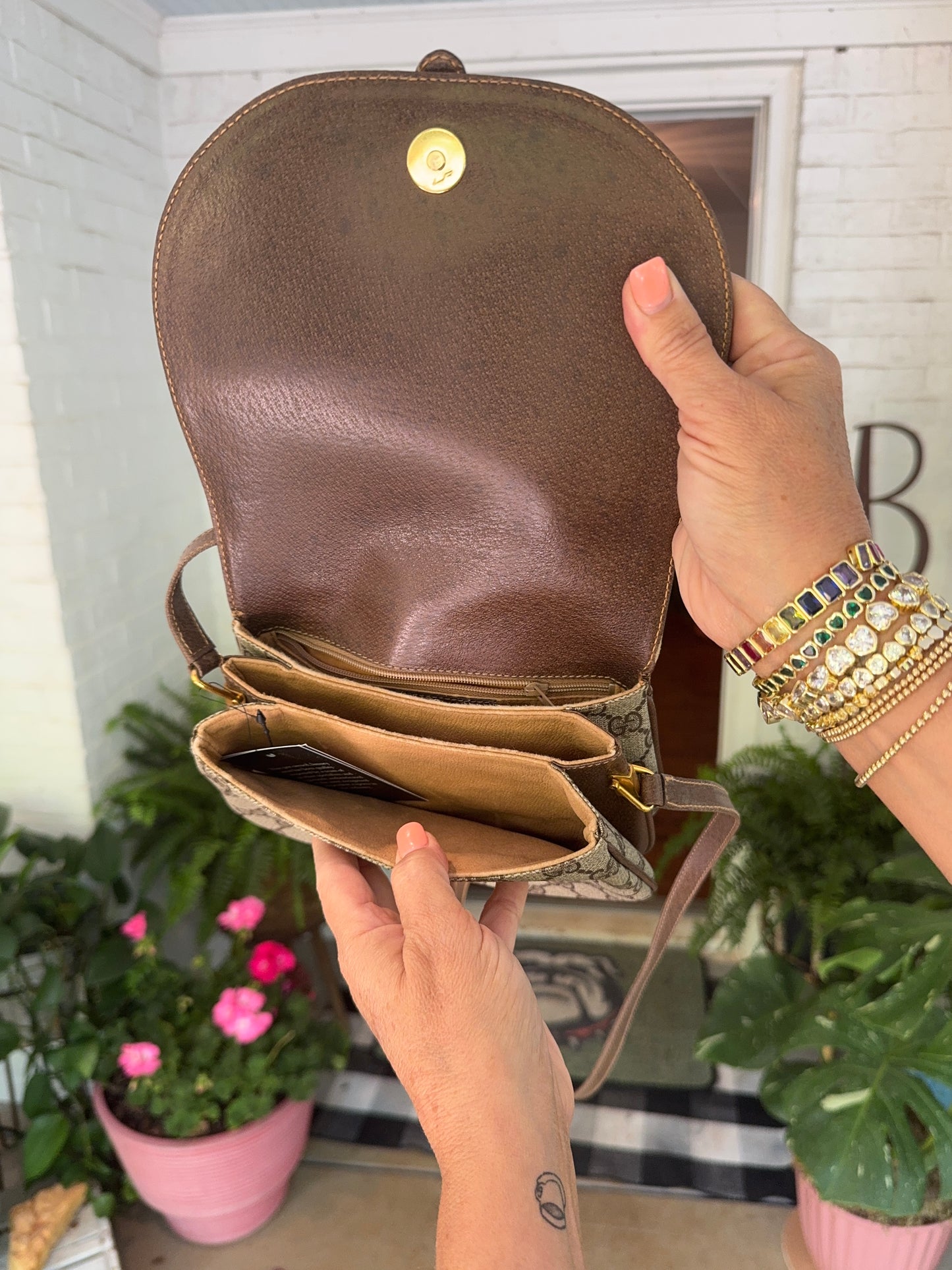 Pre Loved Gucci Shoulder Bag Gg Plus Bag