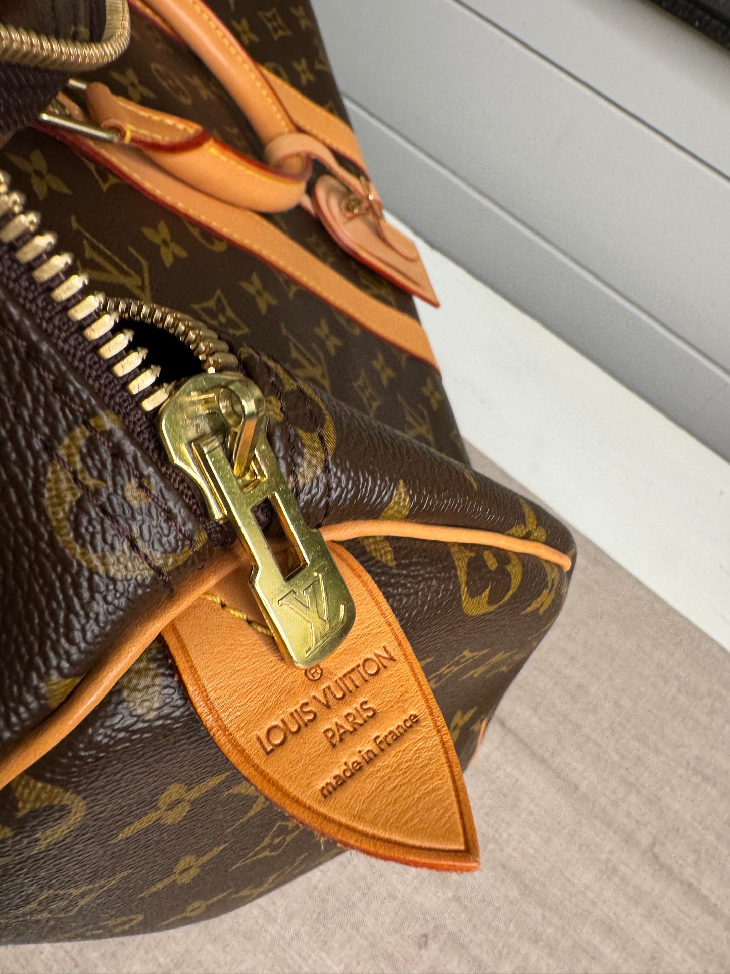 Louis Vuitton keepall 55 luggage bag pre loved wonderful condition