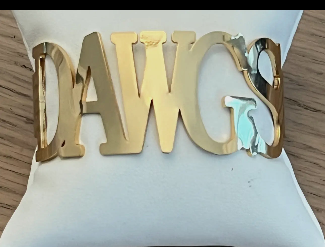 Gold or silver bulldog cuffs