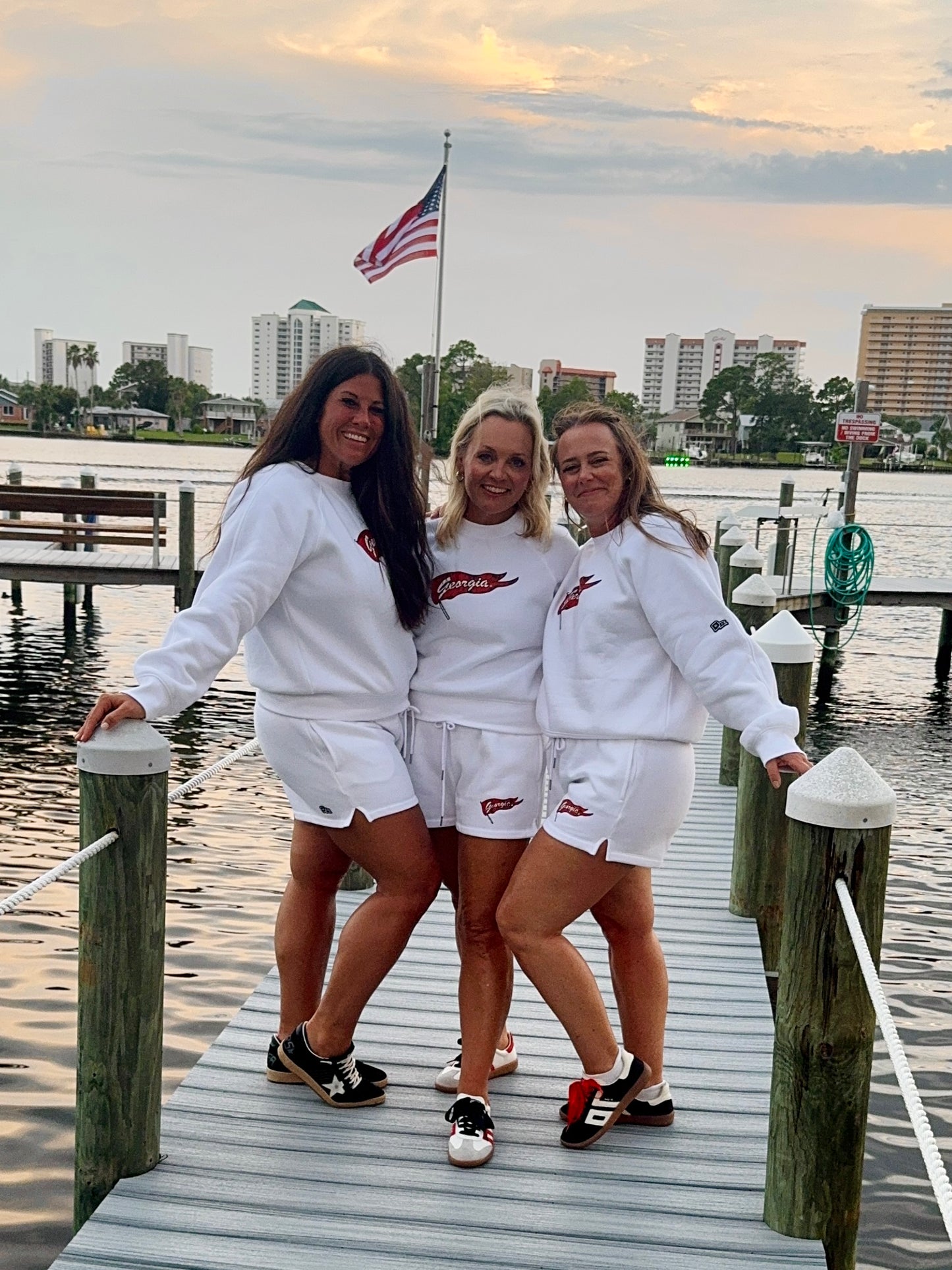 Hype and vice licensed crew white sweatshirt Georgia! Up to size XXL