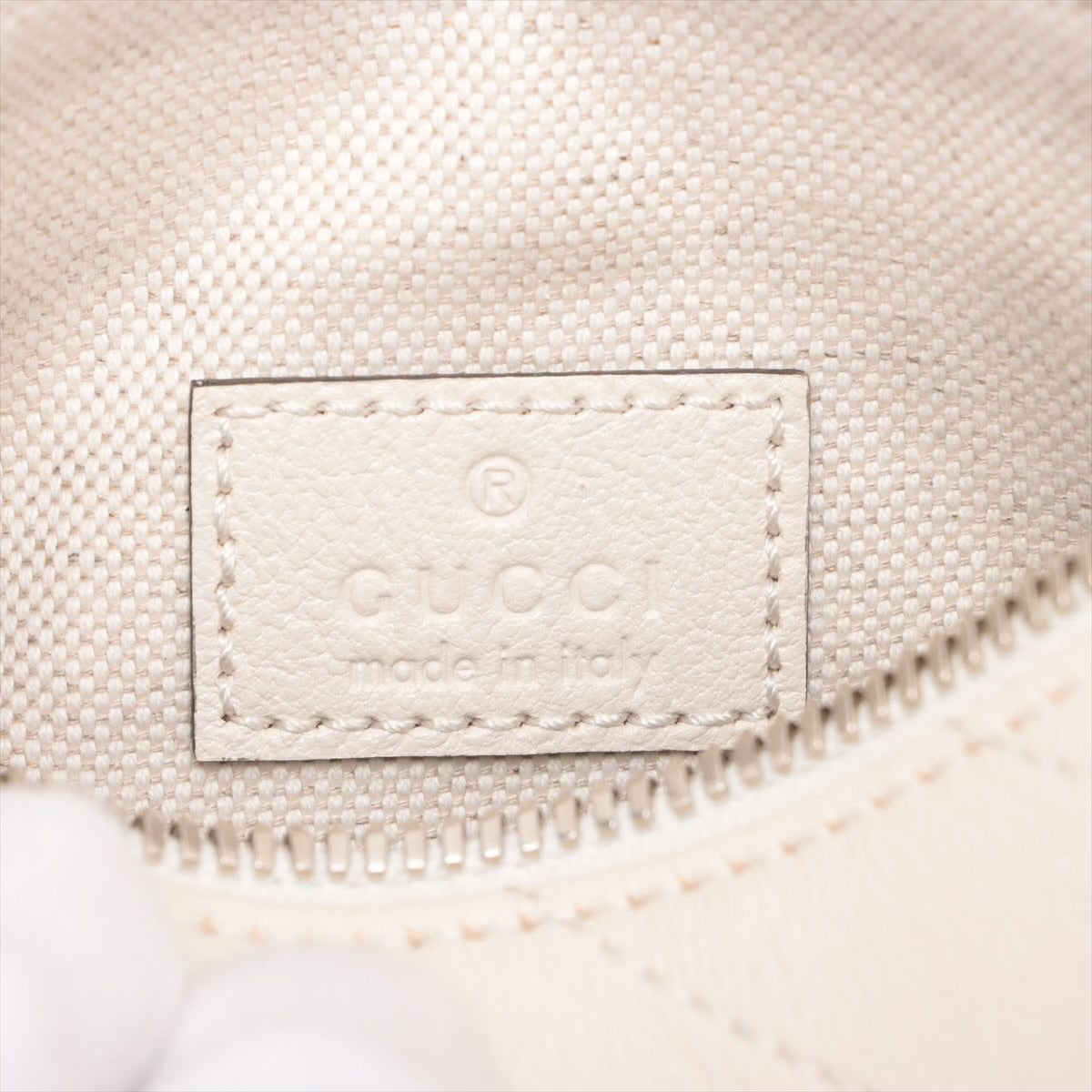 Gucci blonde shoulder bag beige off white cream color pre loved
