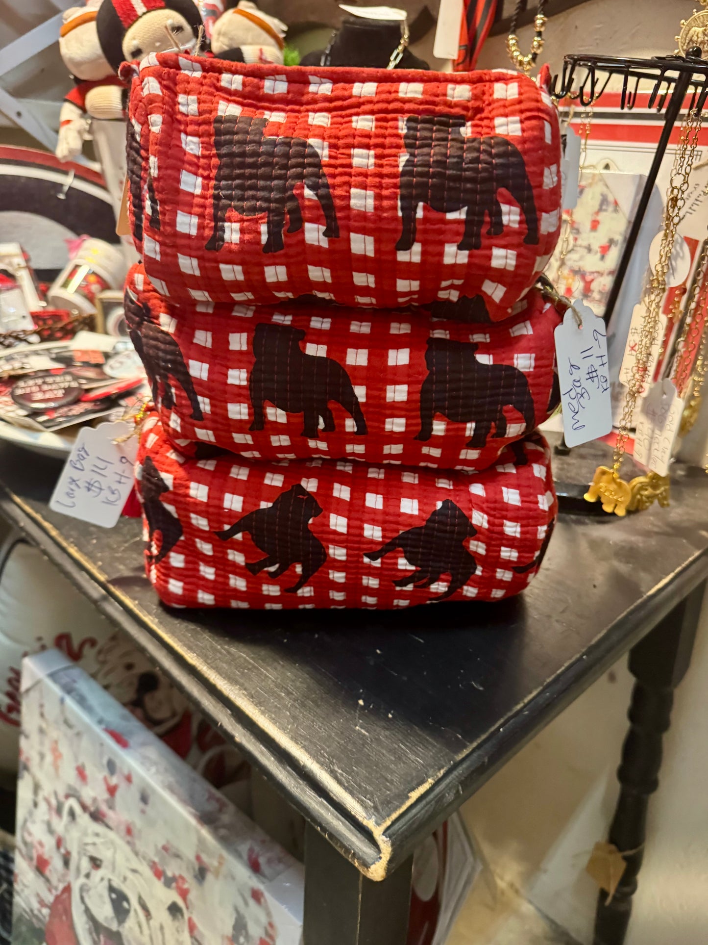 Set of 3 exclusive cosmetic bags
