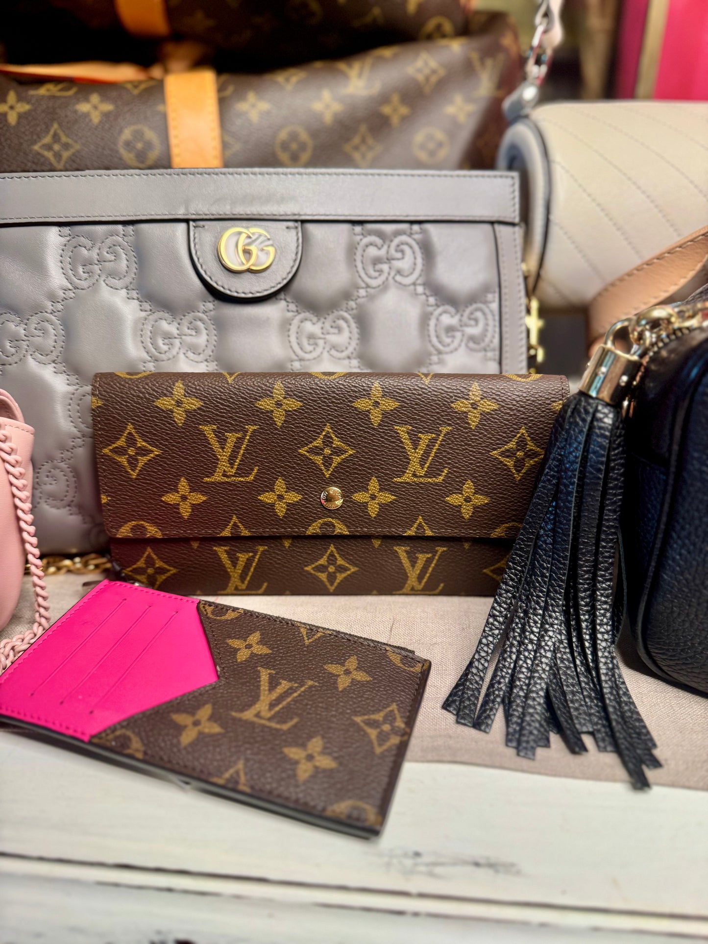Gucci GG Matelasse Shoulder bag Gray Calf leather pre loved