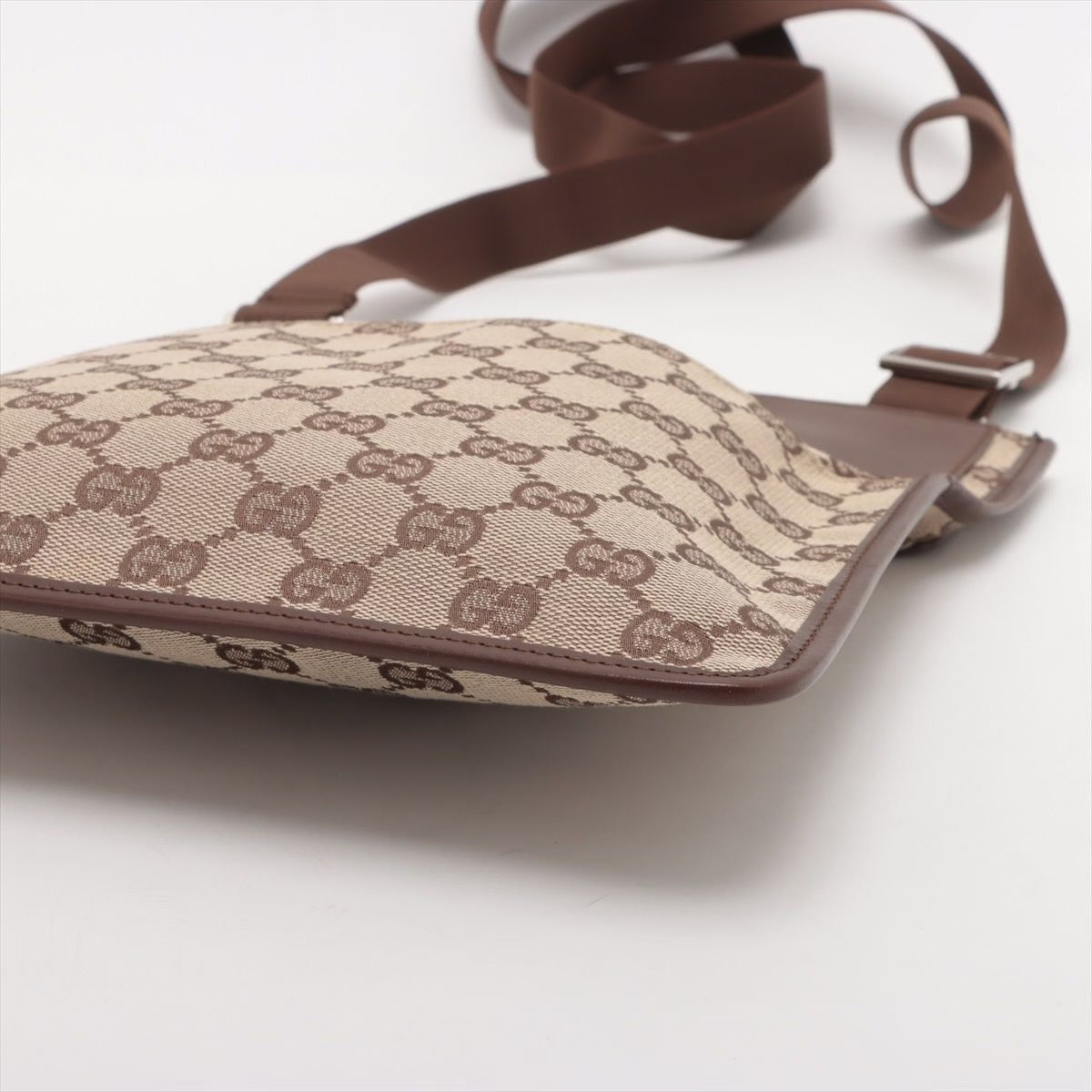 Gucci pre loved shoulder bag beige brow monogram