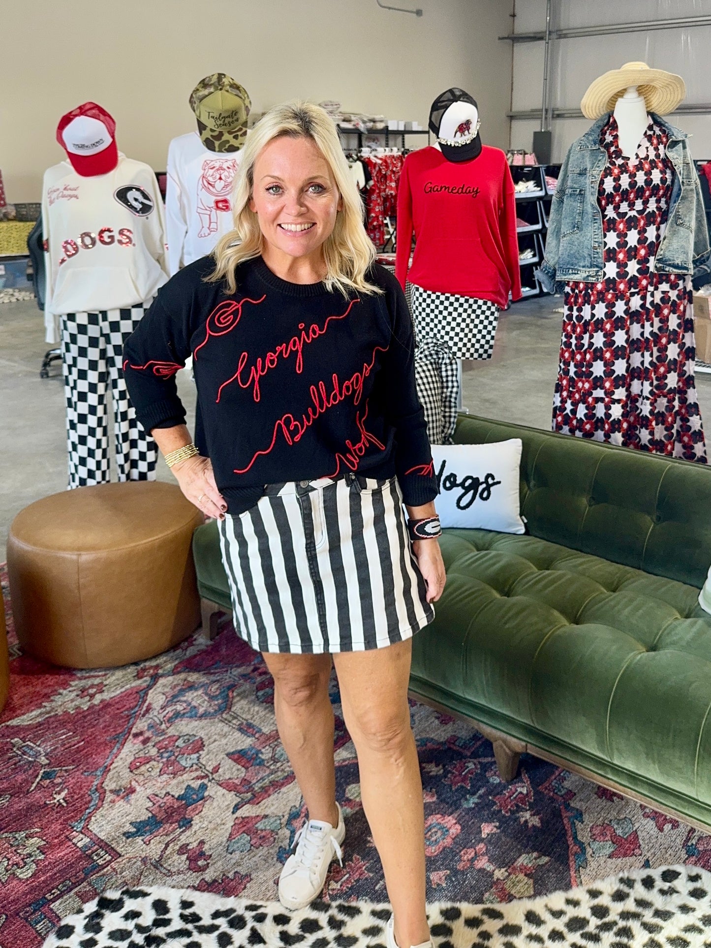 Licensed black georgia bulldog love letter sweater light weight