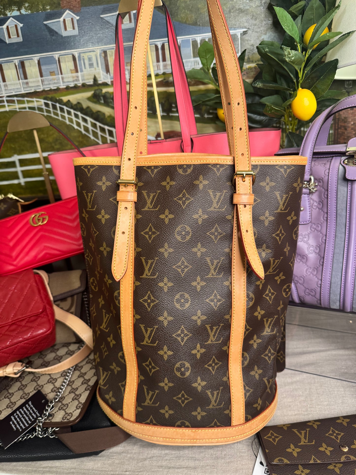 Louis Vuitton Bucket bag GM monogram pre loved