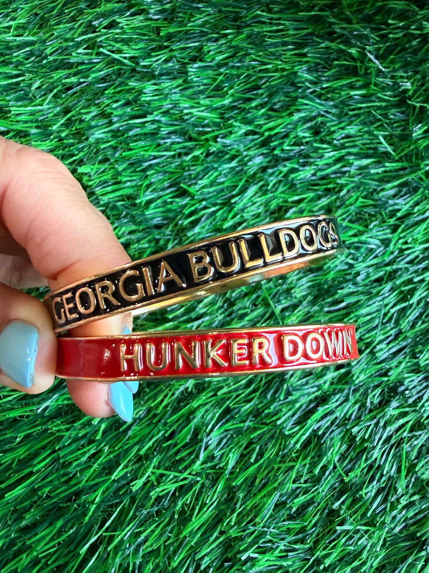 1 bangle georgia Bulldog hunker down
