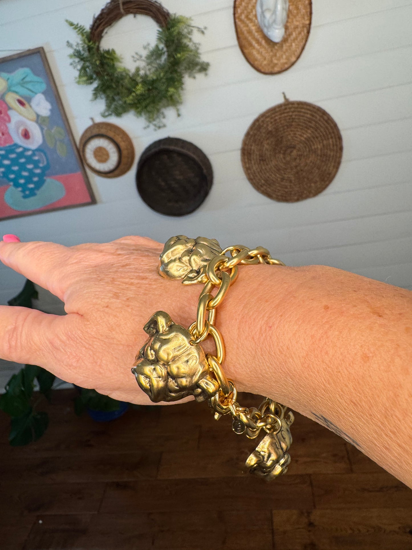 Chain bulldog bracelet by yochi brand
